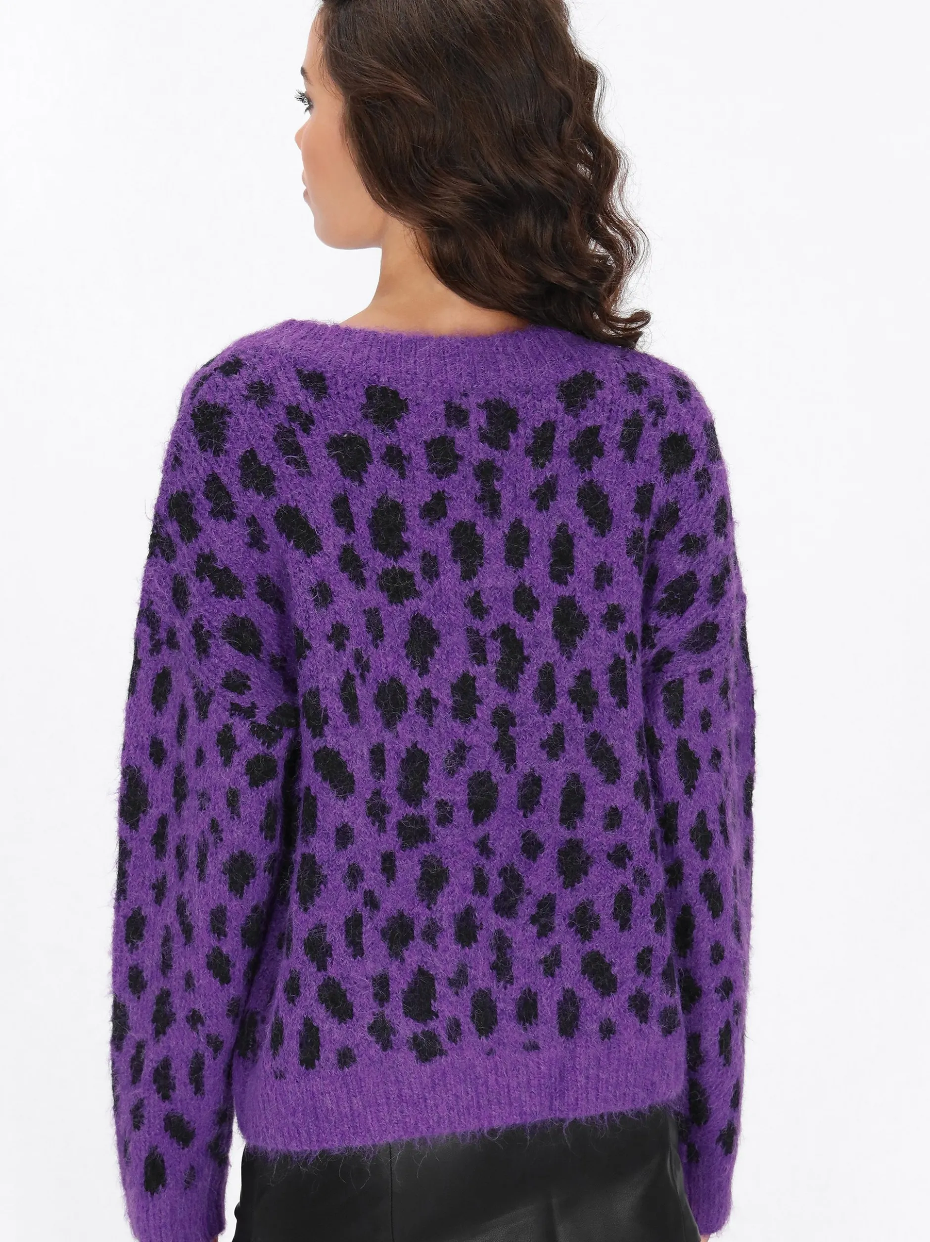 MyMo Damen Strickjacke in lila - Ausschnitt: Rundhals