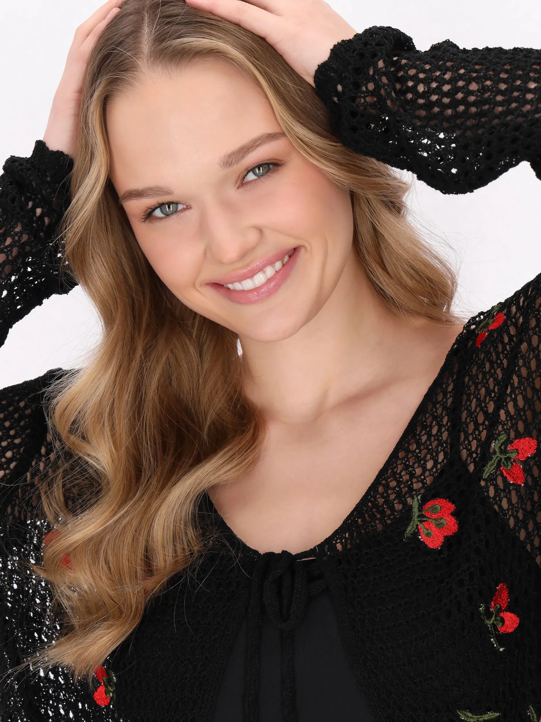 MyMo Damen Strickjacke in schwarz