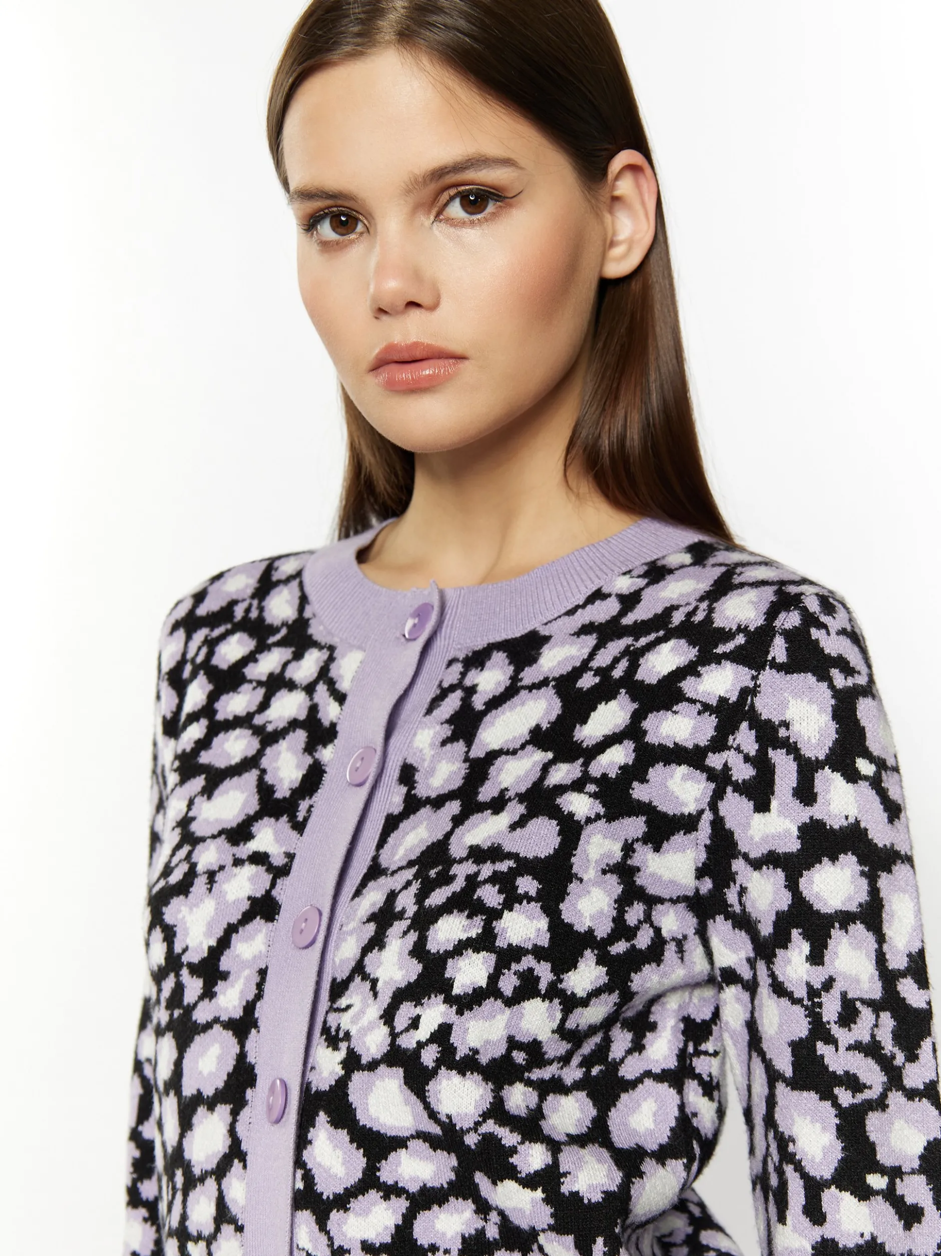 MyMo Damen Strickjacke in schwarz - Ausschnitt: Rundhals
