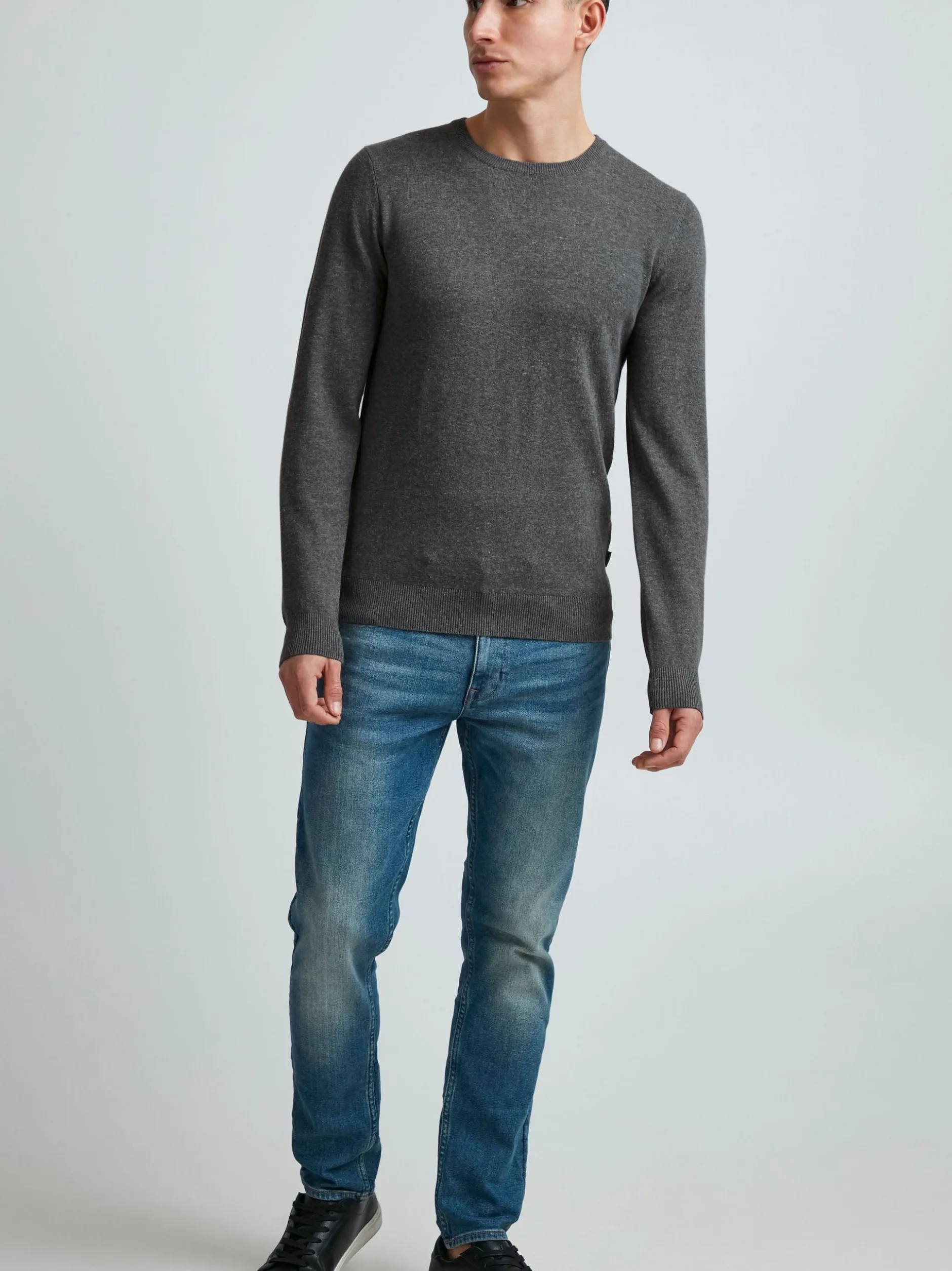 11 Project Herren Rundhalspullover - PRMelvin in grau