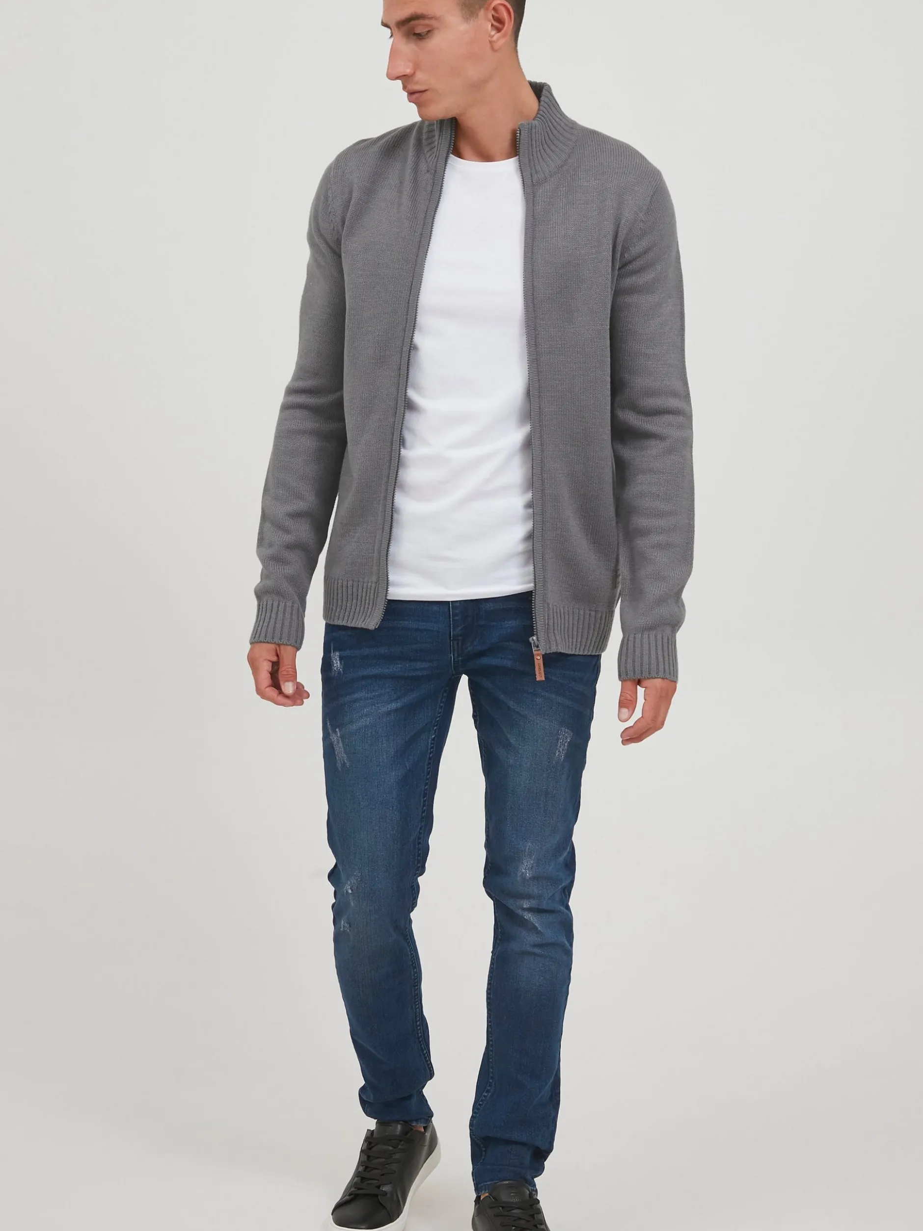 11 Project Herren Strickjacke - PRNoldi in grau