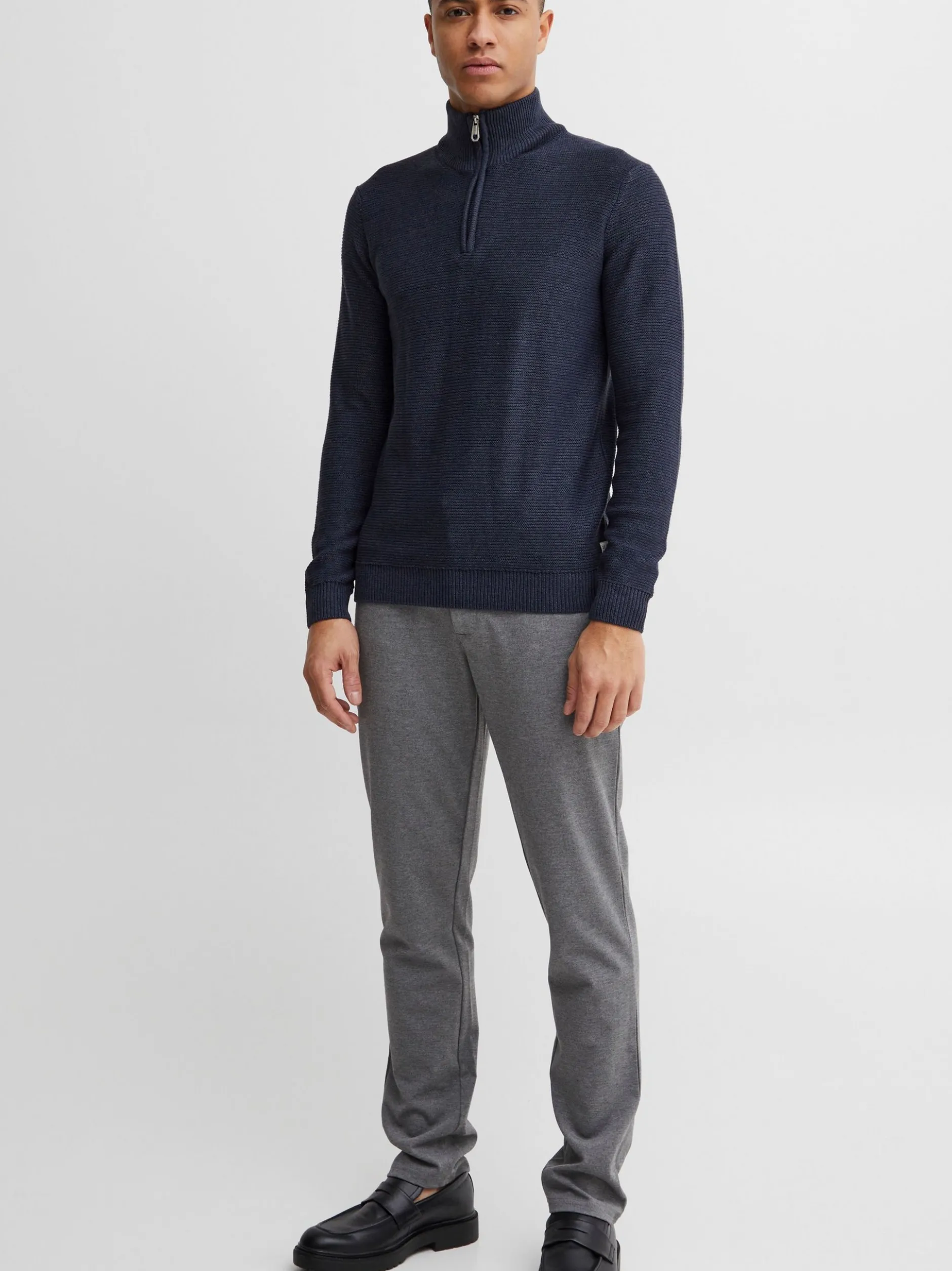 11 Project Herren Troyer - PRTillmann in blau