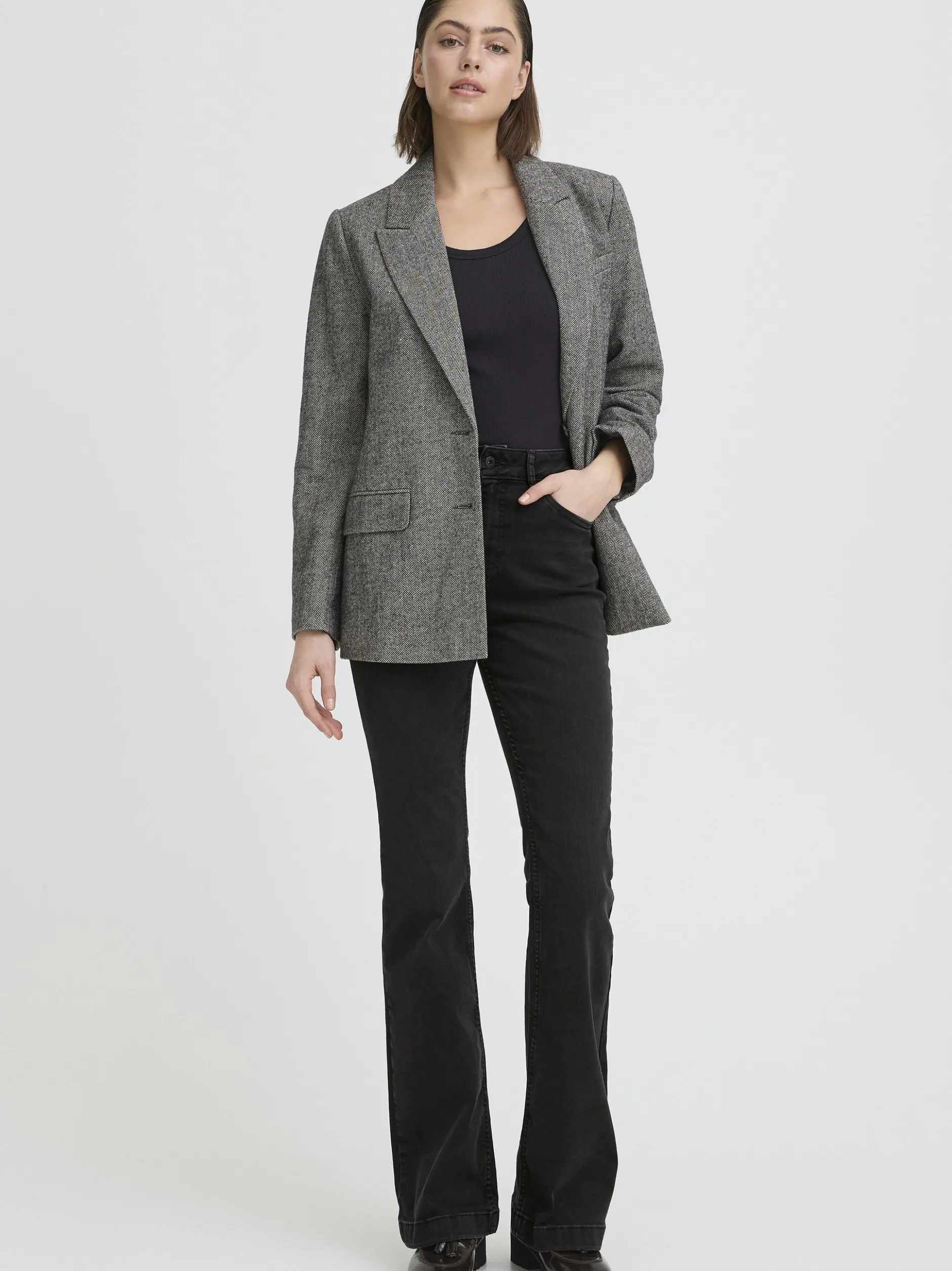 PULZ Jeans Damen Jeans PZBECCA hohe Taille in schwarz denim
