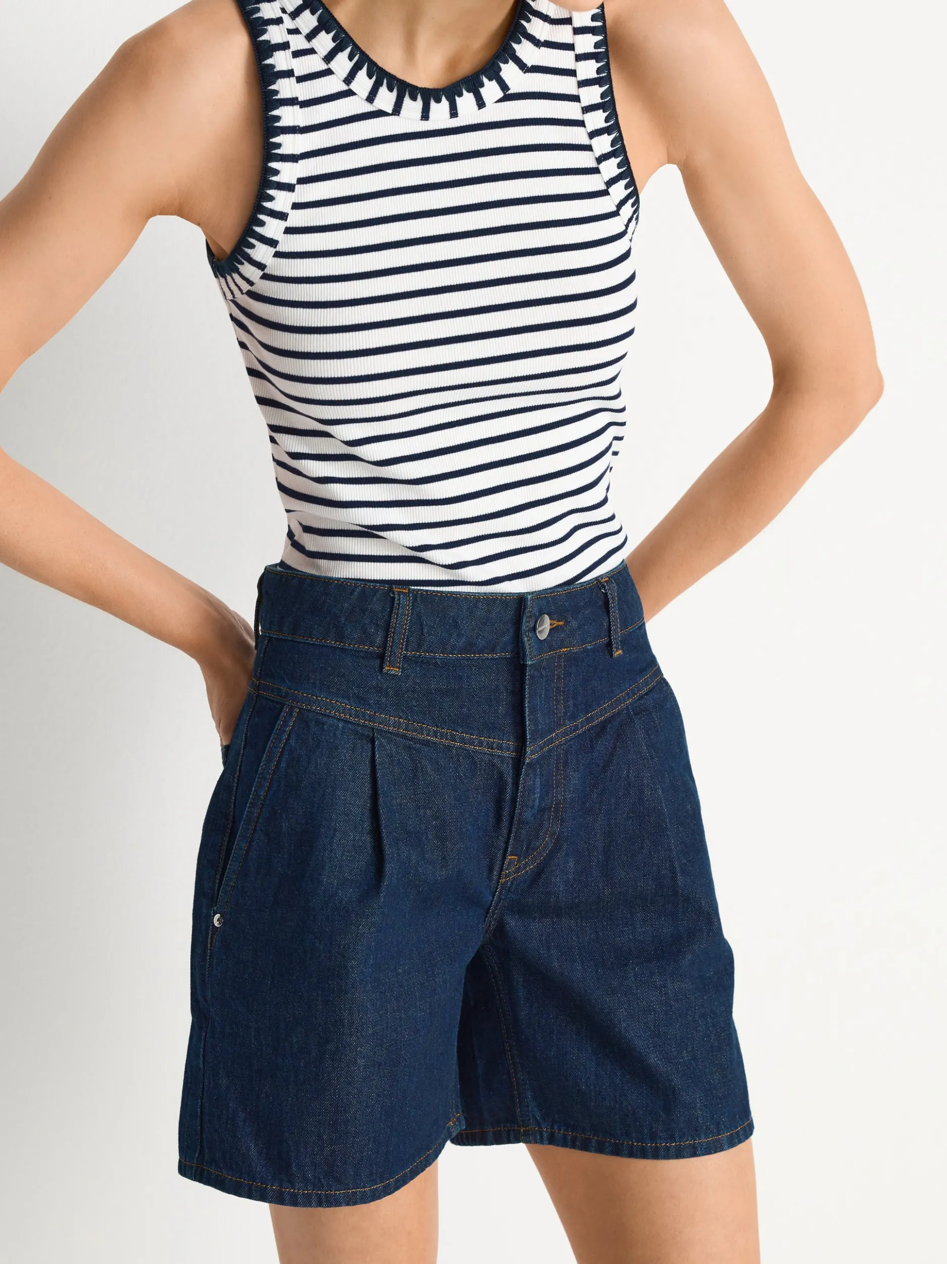 Rich & Royal Damen Jeans-Shorts in marine - Länge: kurz