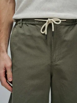 Salsa Jeans Herren Shorts in oliv