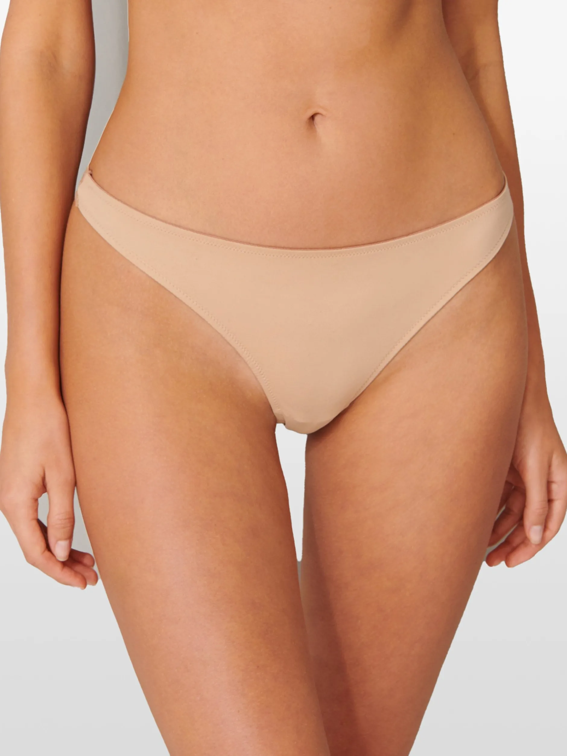 Schiesser Damen String - Invisible Lace in beige