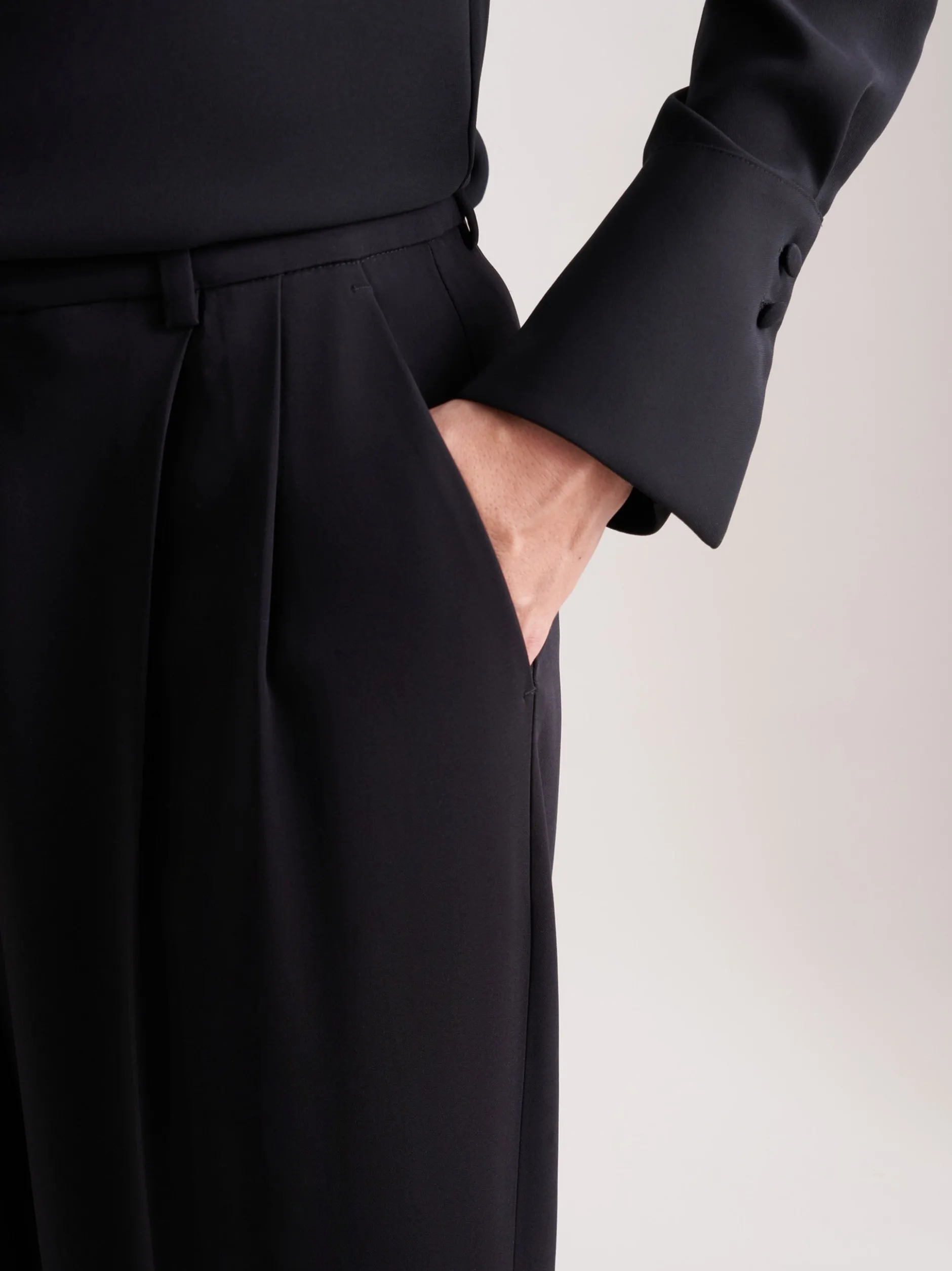 Seidensticker Damen Bundfaltenhose - Regular Fit in schwarz