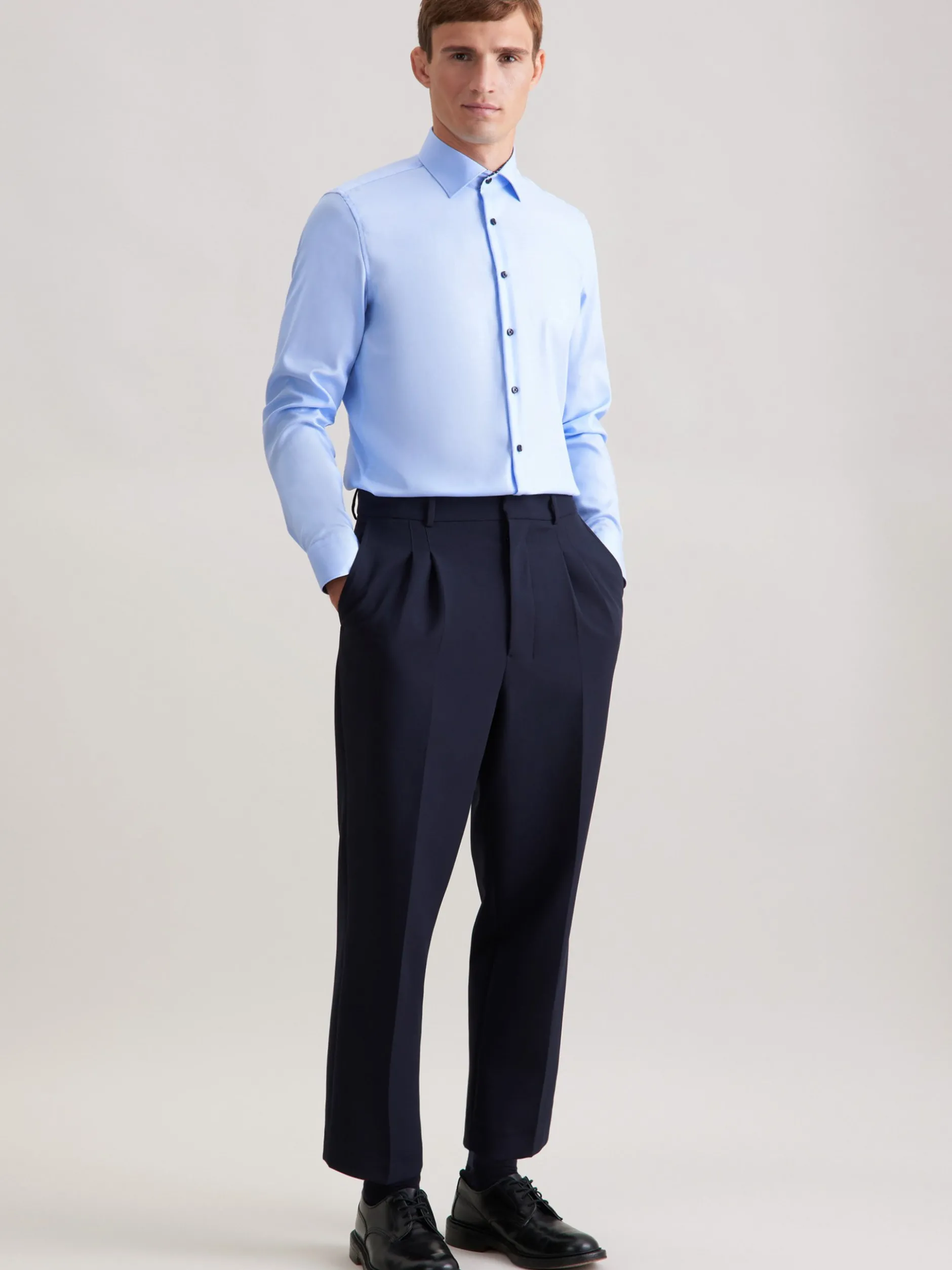 Seidensticker Herren Business Hemd - Shaped Fit in hellblau