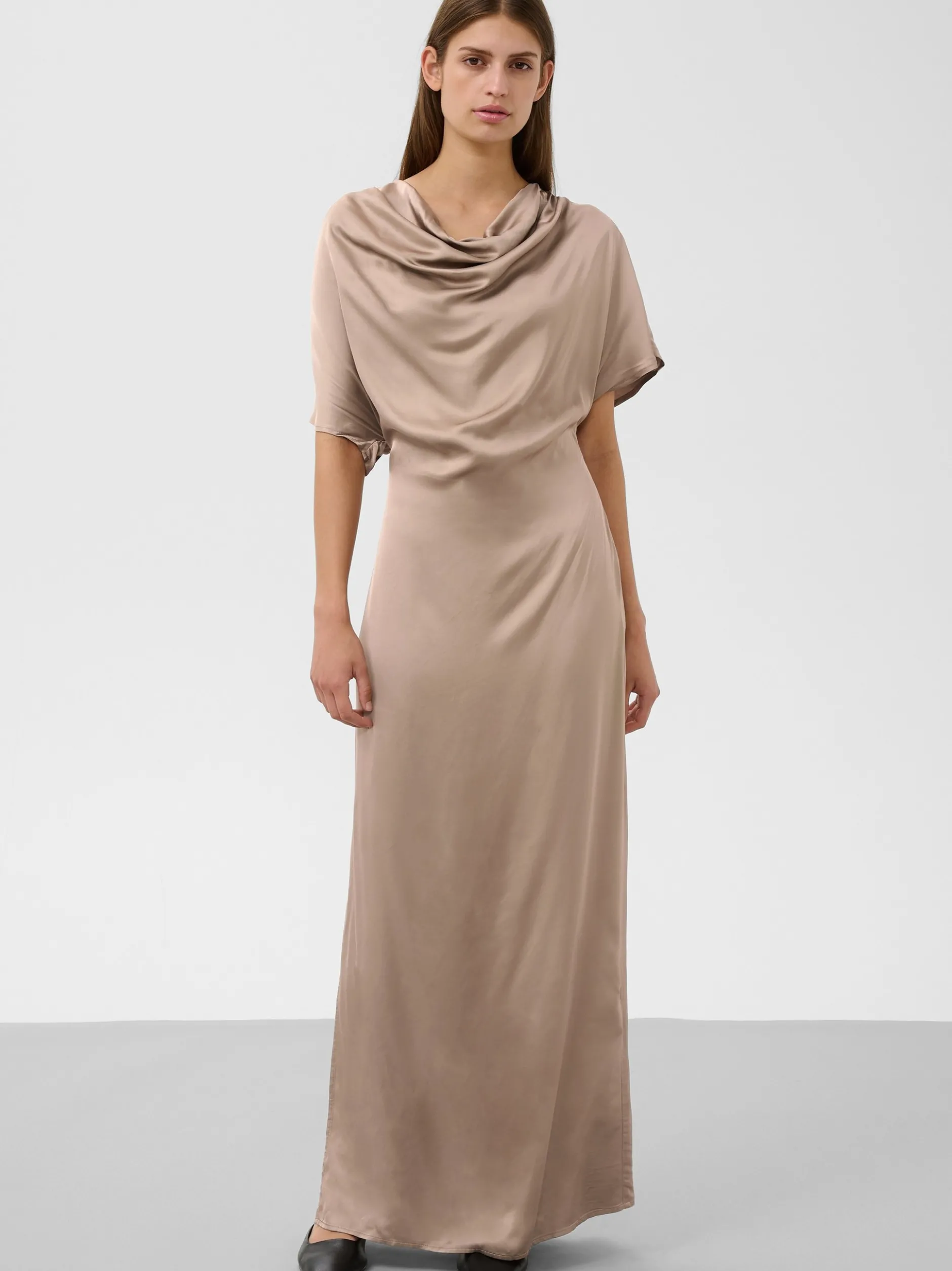 Soaked in Luxury Damen Kleid - Evilia in beige