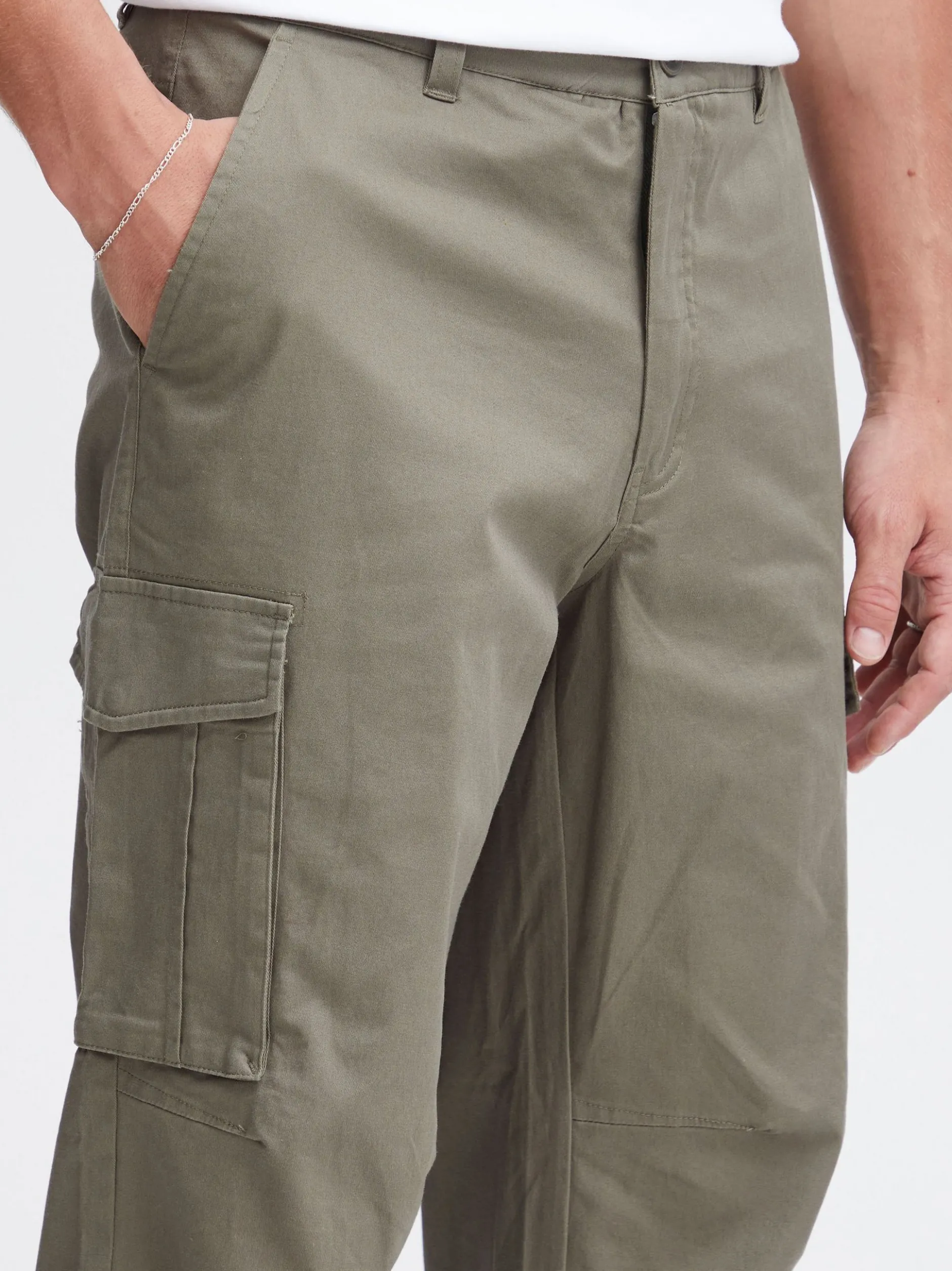 Solid Herren Cargohose - SDJoe in oliv