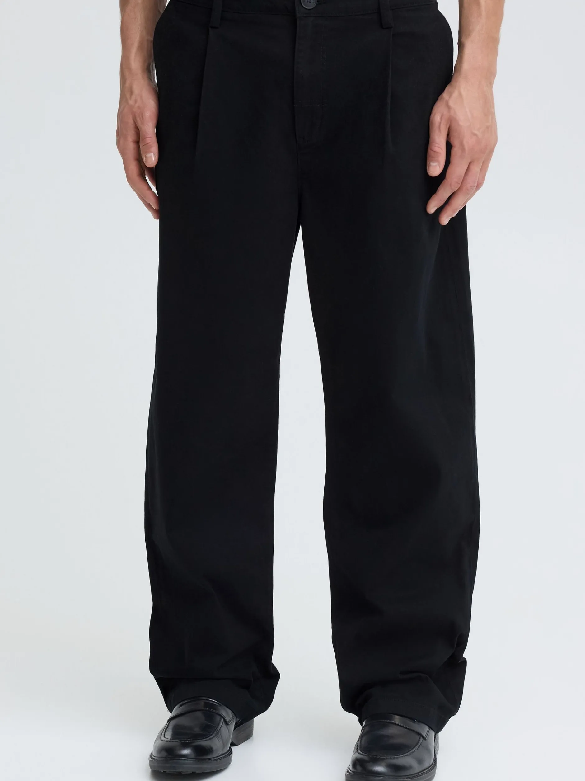 Solid Herren Chinohose - SDMohan Relaxed Fit in schwarz