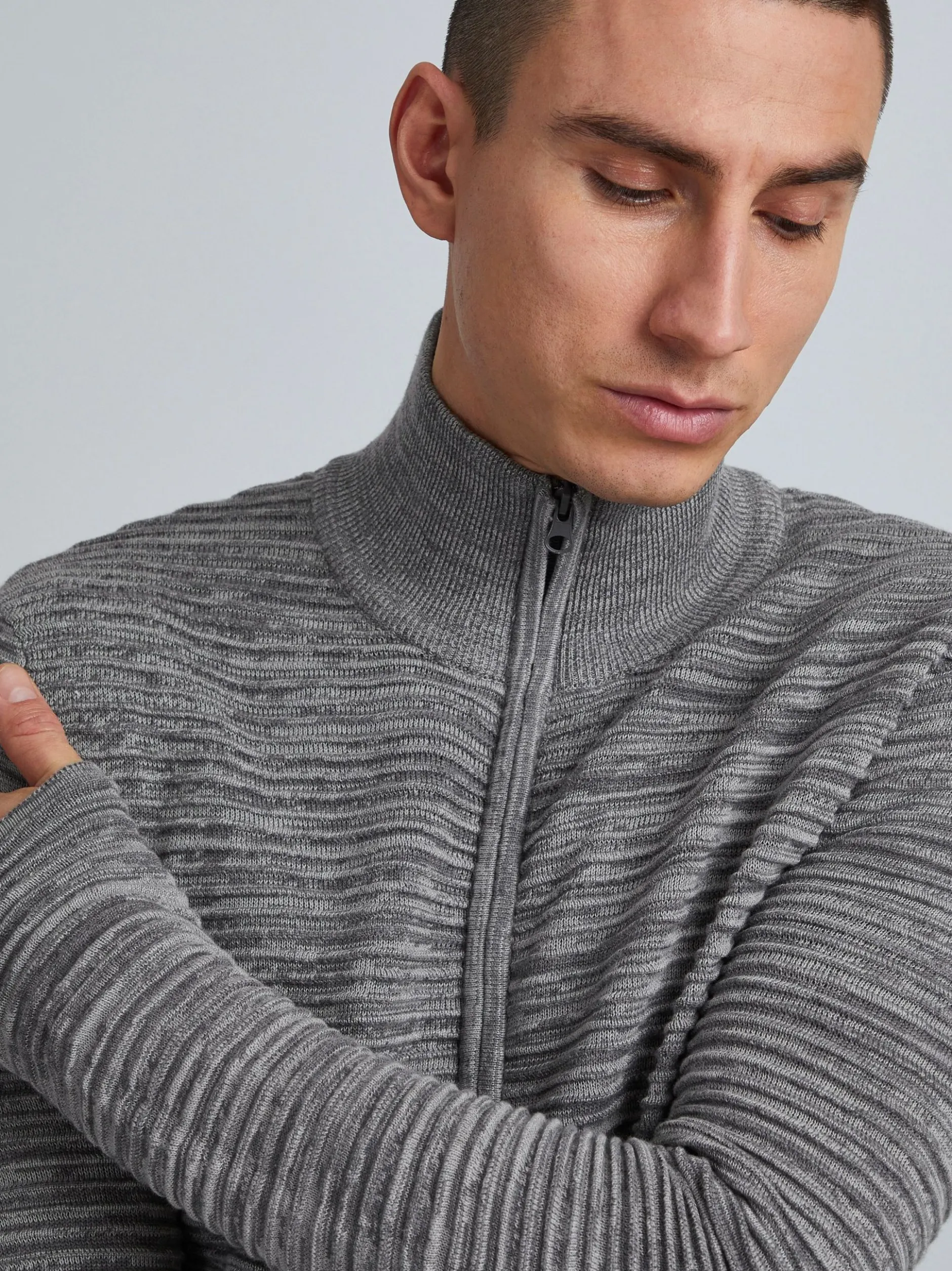 Solid Herren Strickjacke - SDStruan in grau
