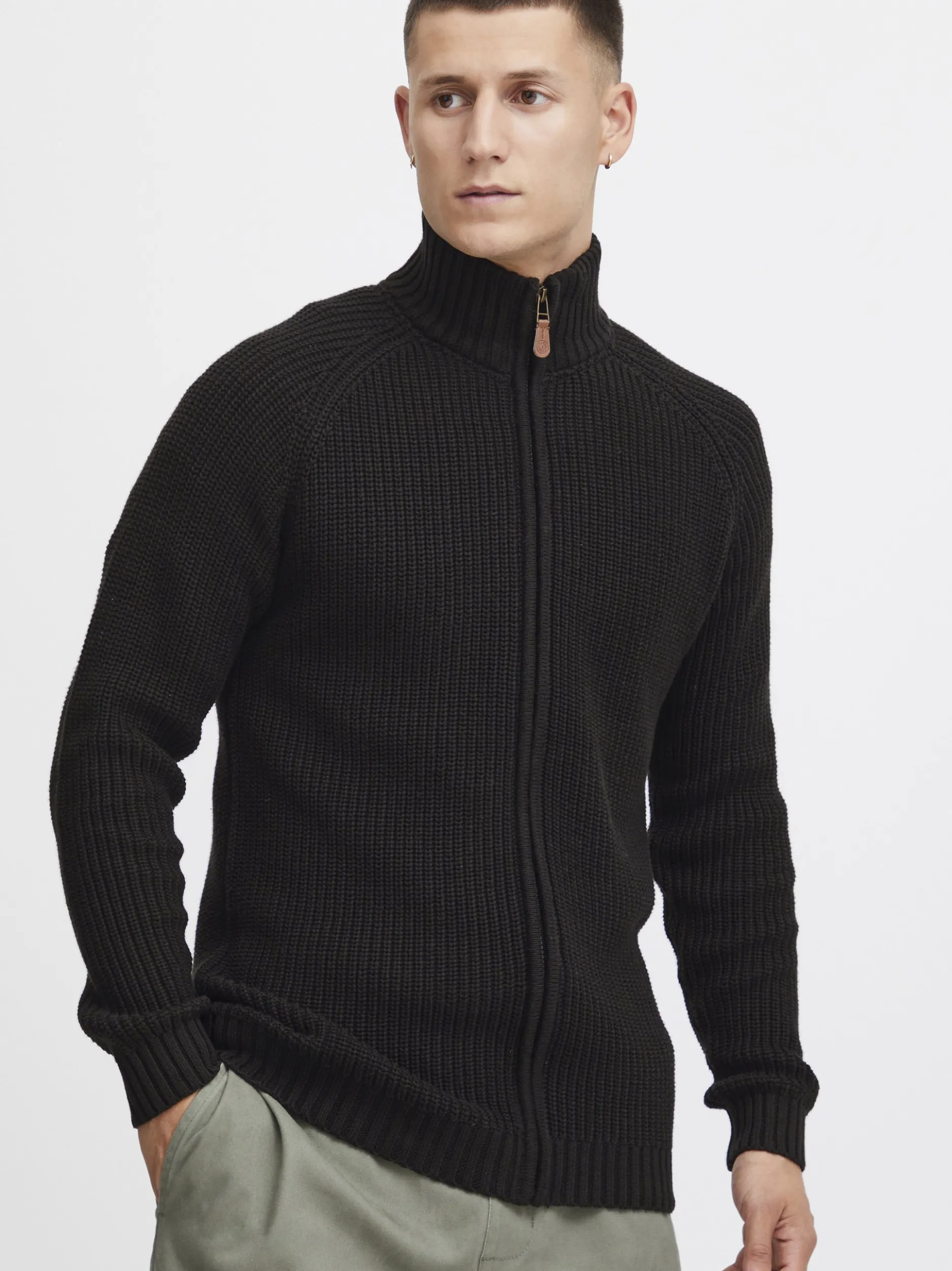 Solid Herren Strickjacke - SDXenos in schwarz