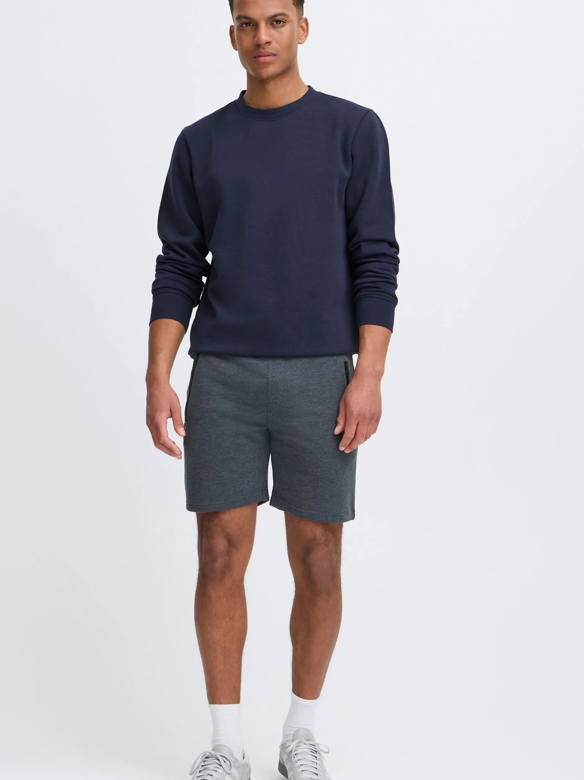Solid Herren Sweatshorts - SDTaras in blau