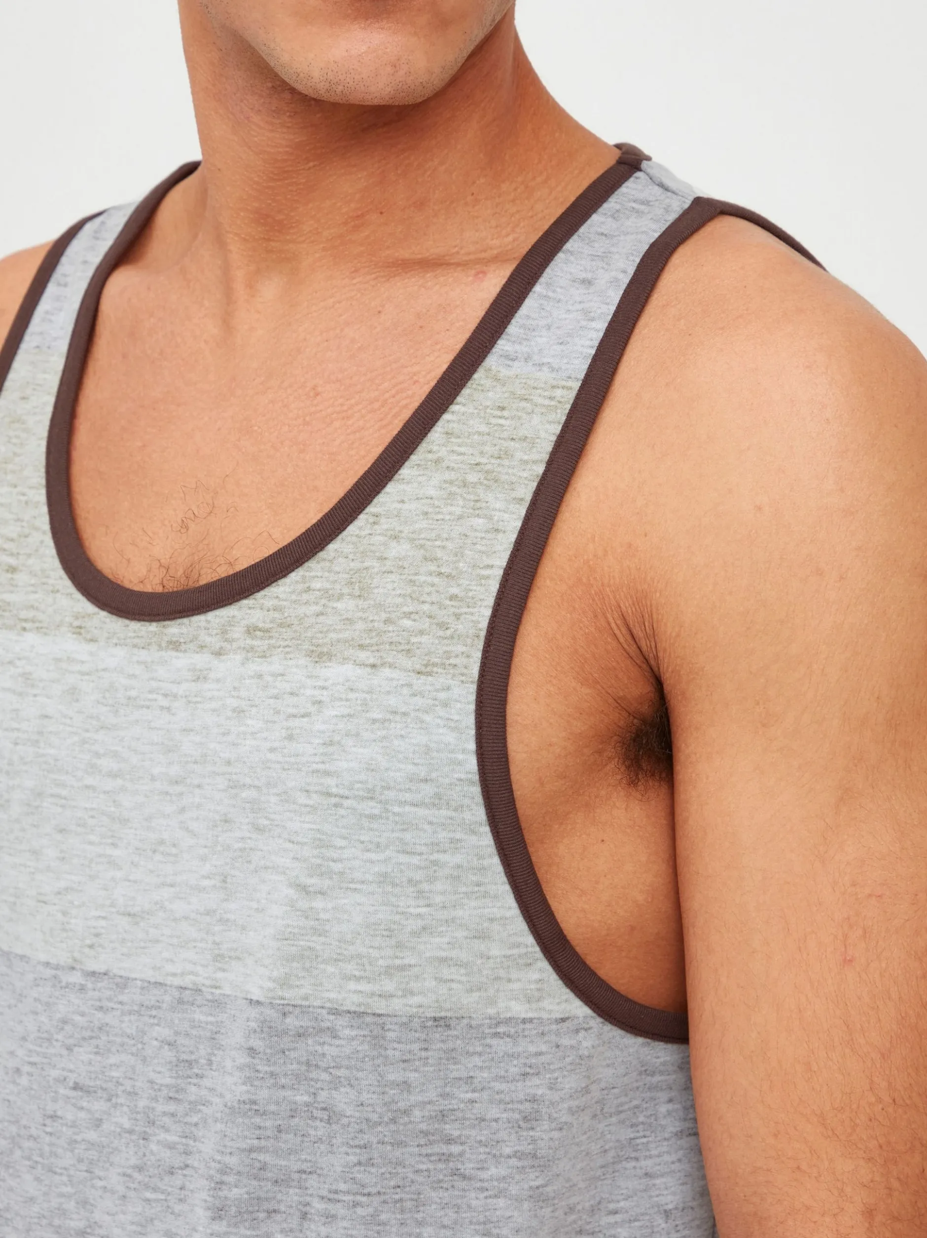 Solid Herren Tanktop - SDCharan in braun
