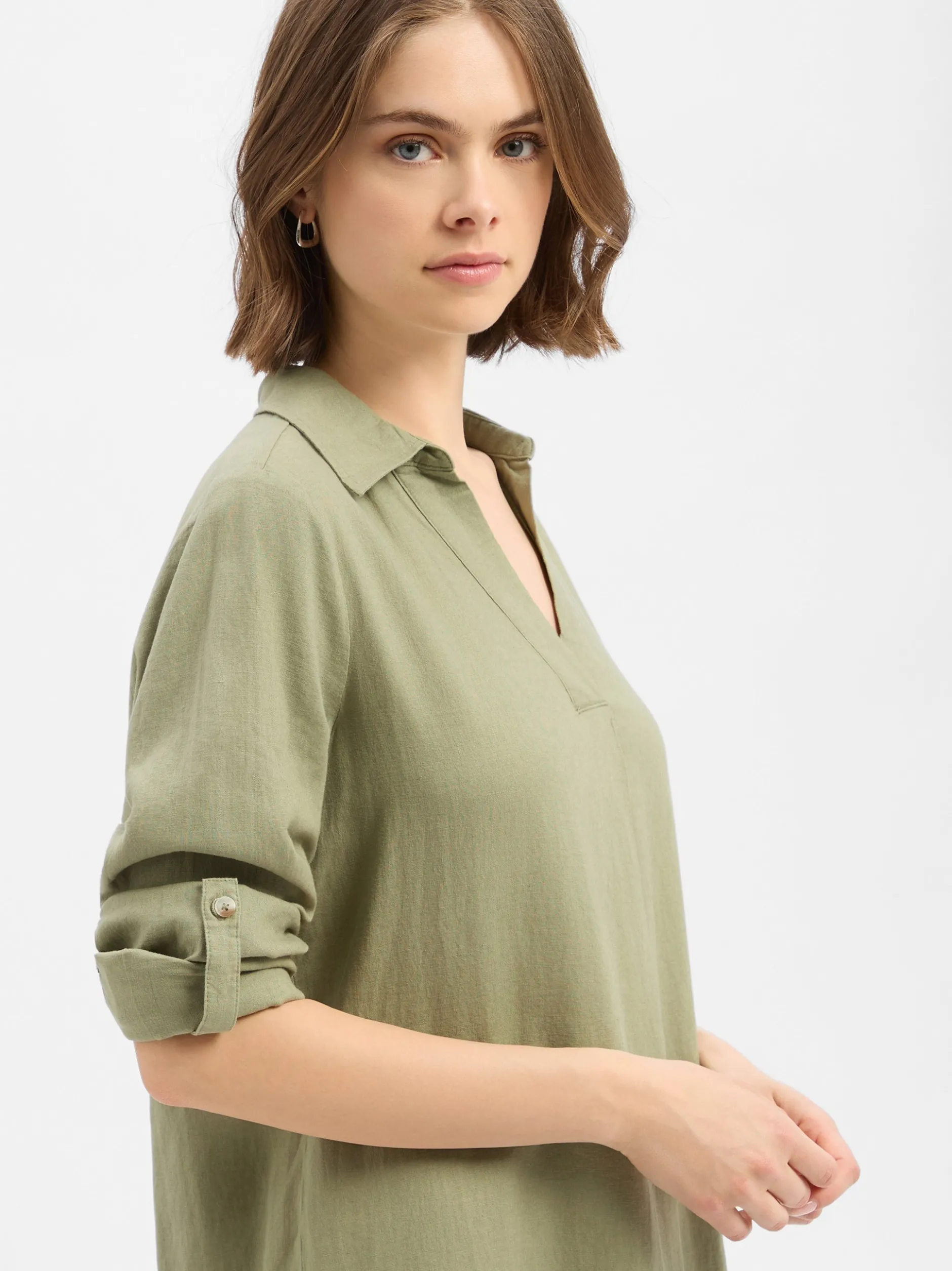 s.Oliver Damen Midikleid mit Leinen in oliv