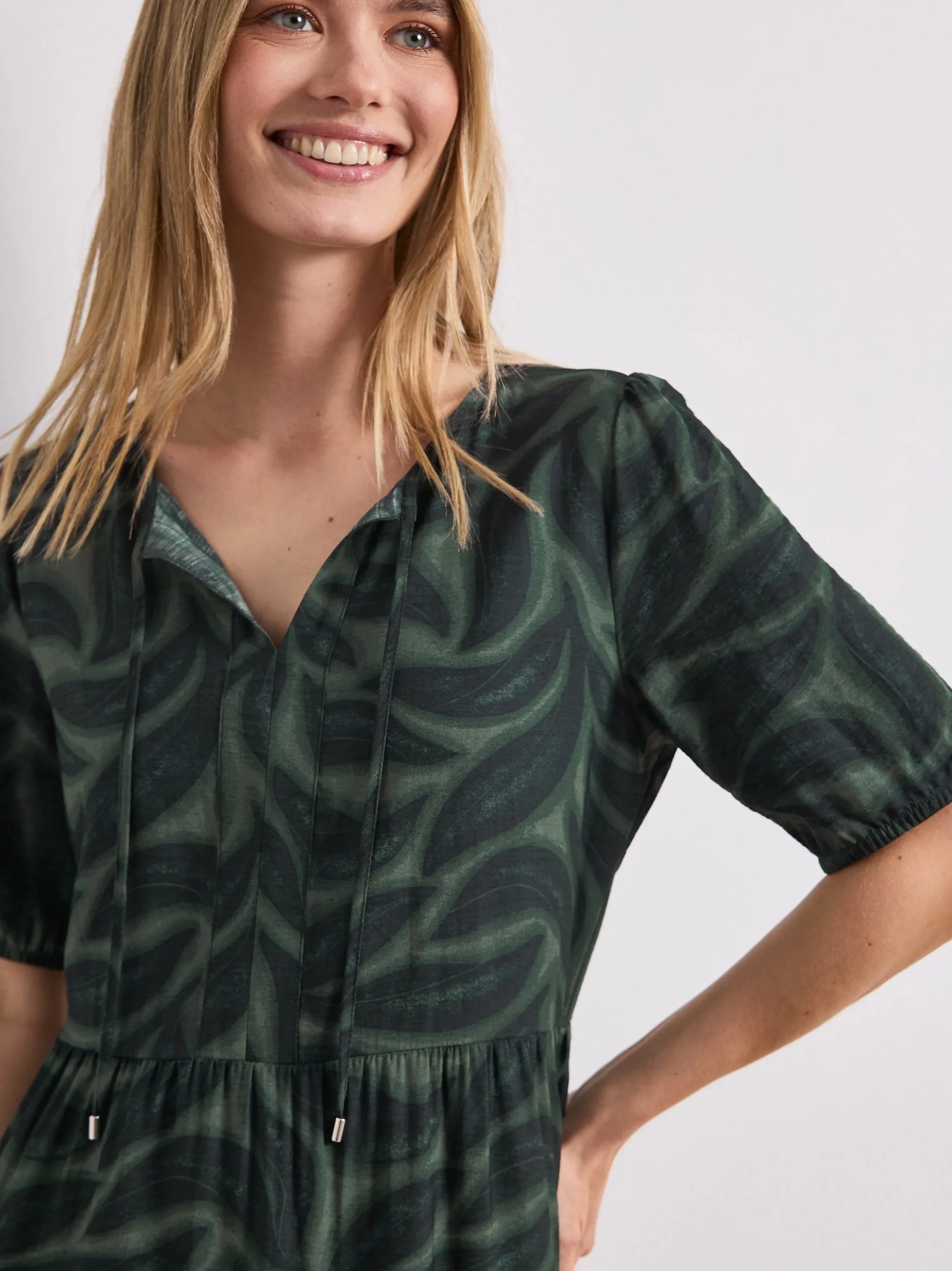 Street One Damen Kleid in tanne schwarz - Ärmel: kurzarm
