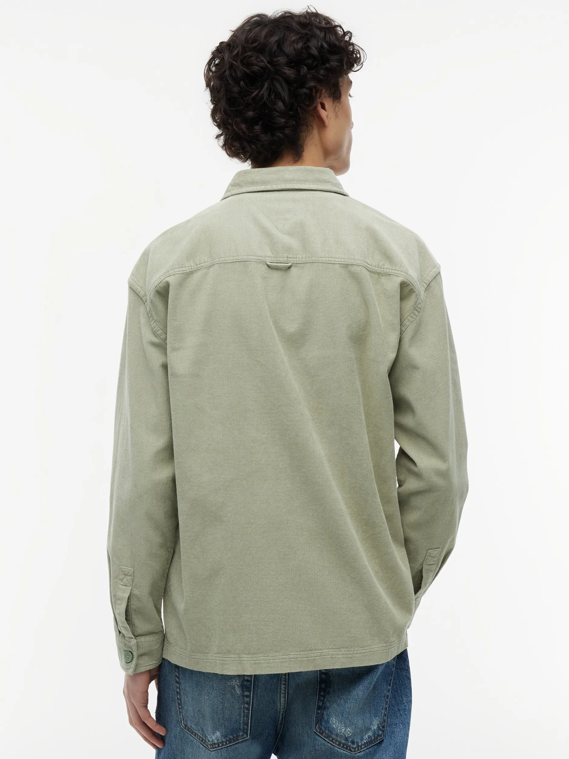 Tommy Jeans Herren Overshirt in lind - Ausschnitt: Kent