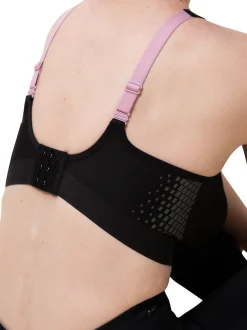 Triumph Damen Bügelloser BH - Triaction Extreme Lite in schwarz