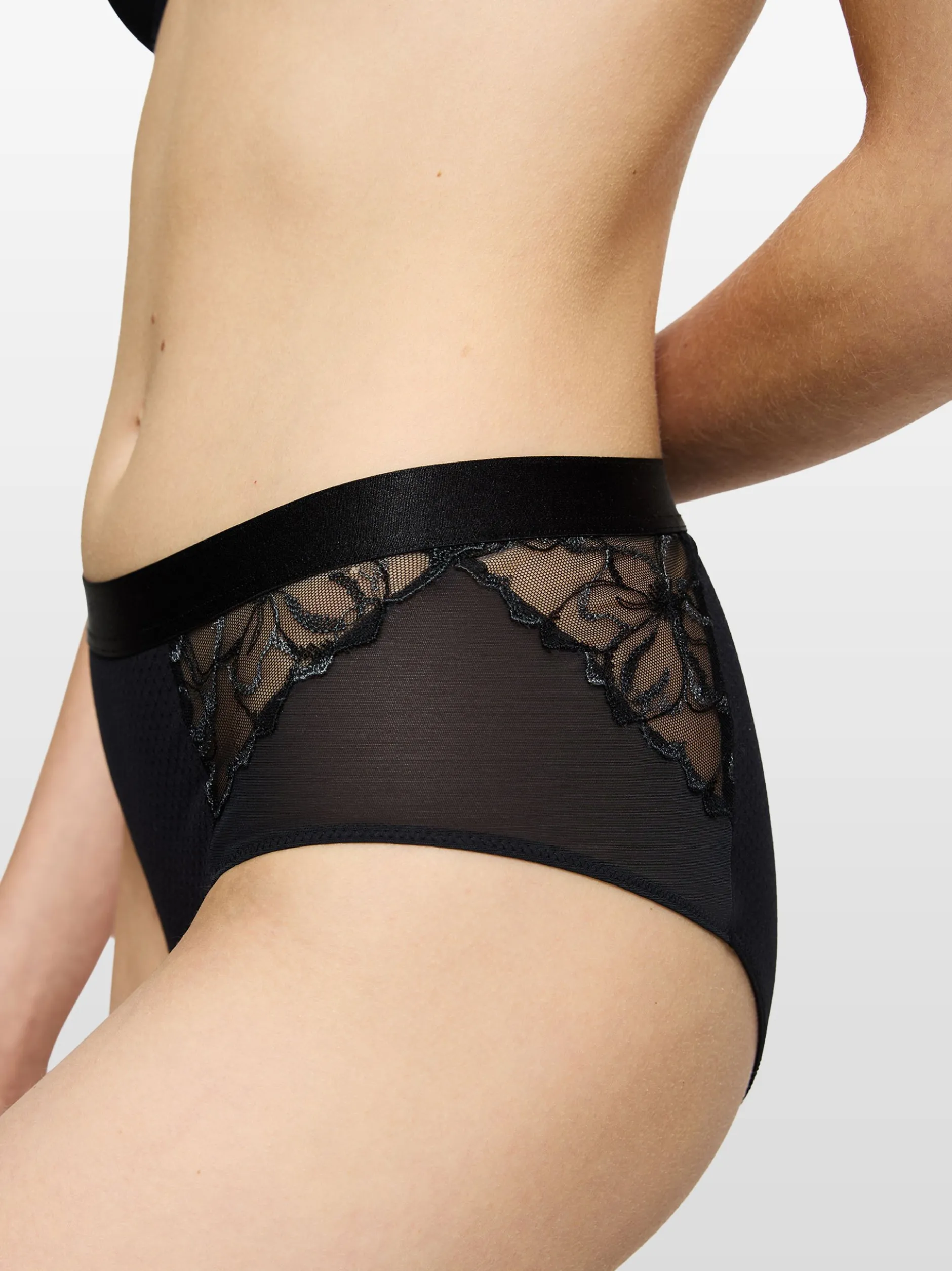 Triumph Damen Maxislip - Florale Wild Azalea Florale in schwarz