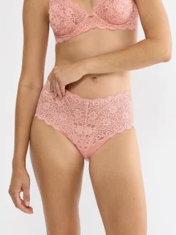 Triumph Damen Slip in aprikot