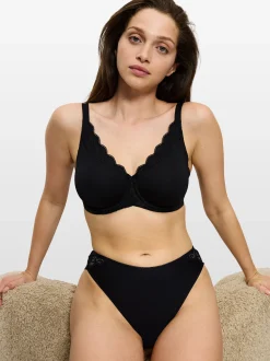 Triumph Damen Tai-Slip - Red Label Amourette in schwarz