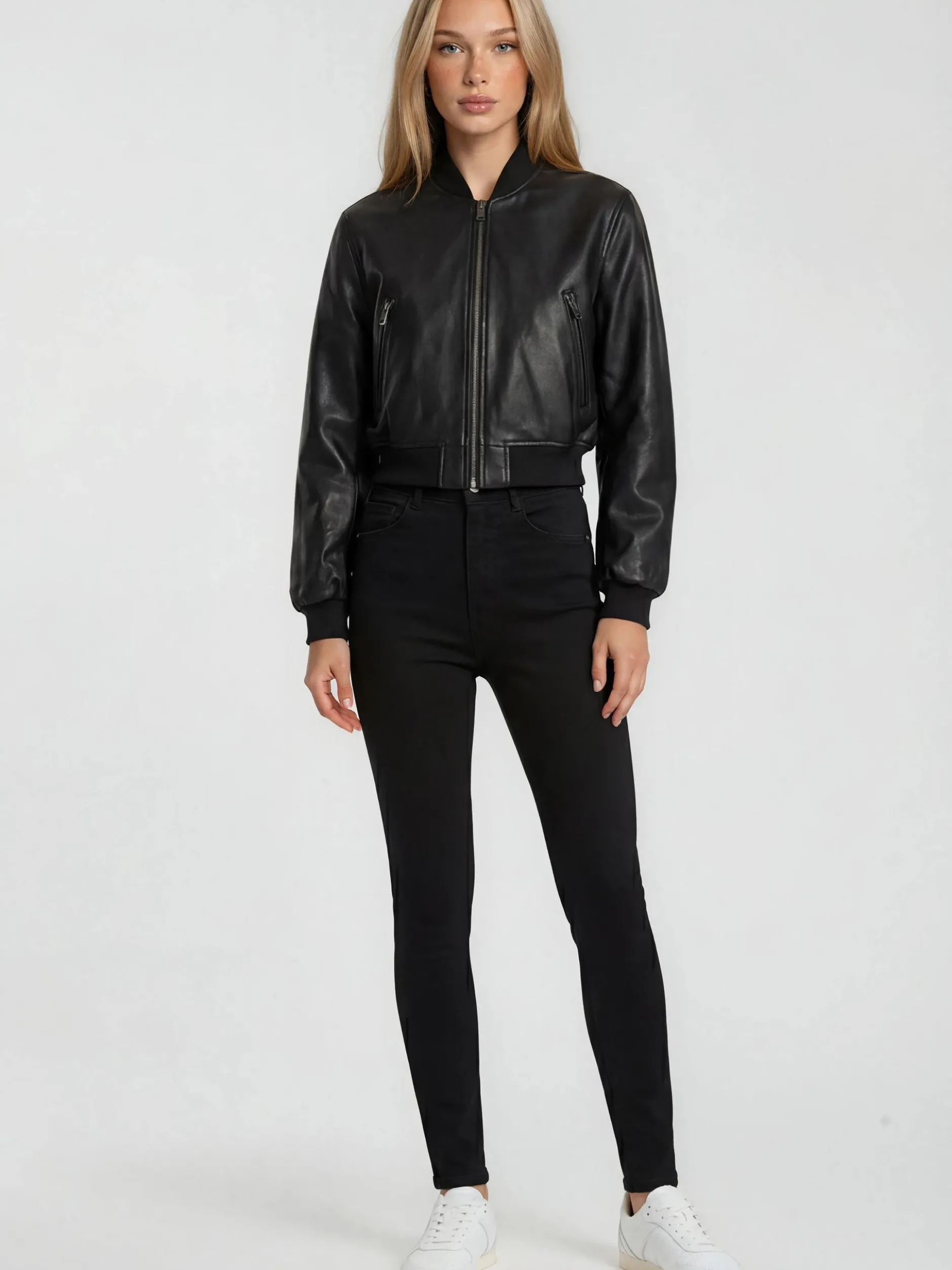 Trueprodigy Damen Bomberjacke - Paola in schwarz