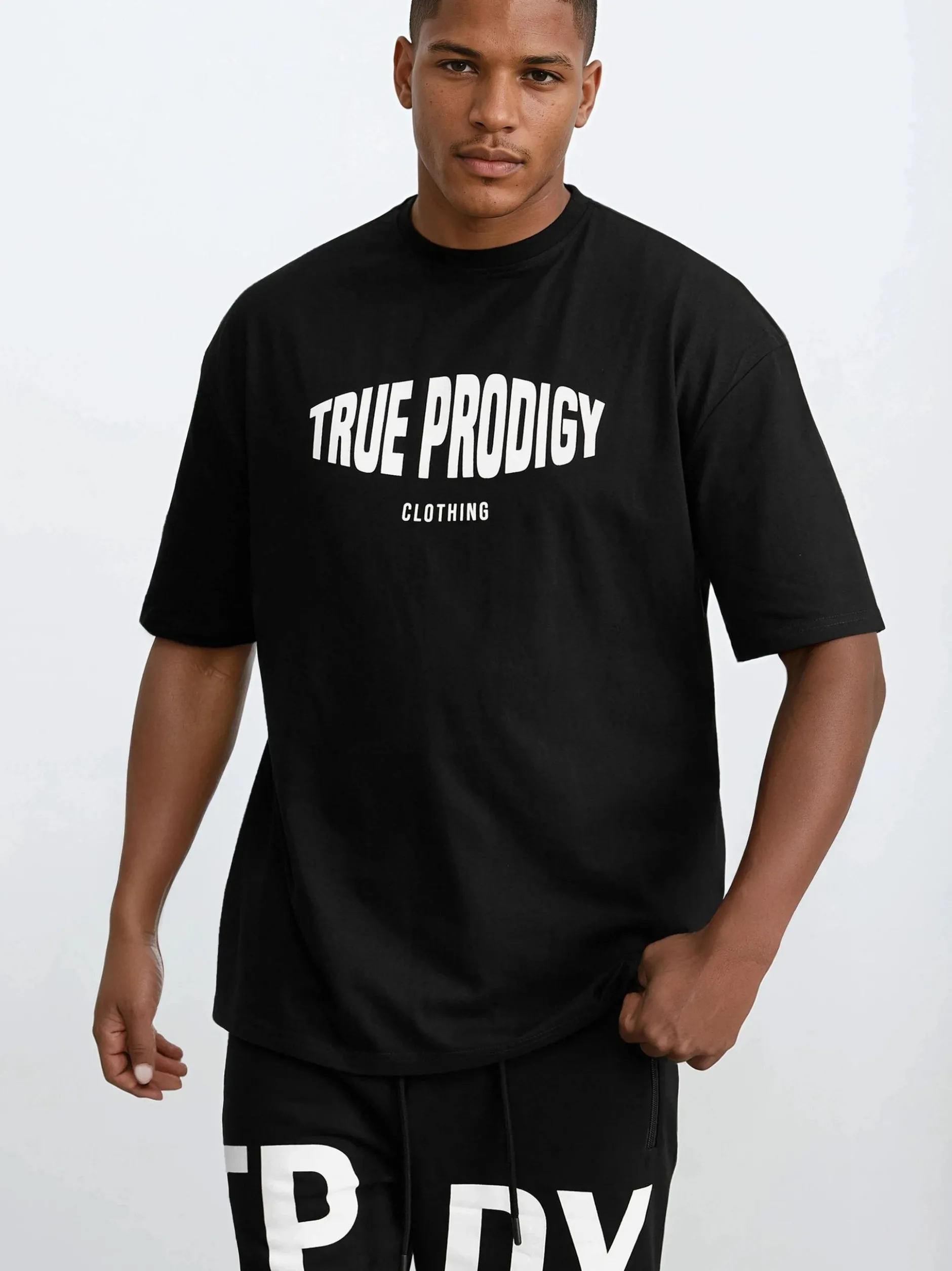 Trueprodigy Herren Oversize-Shirt - Miguel in schwarz