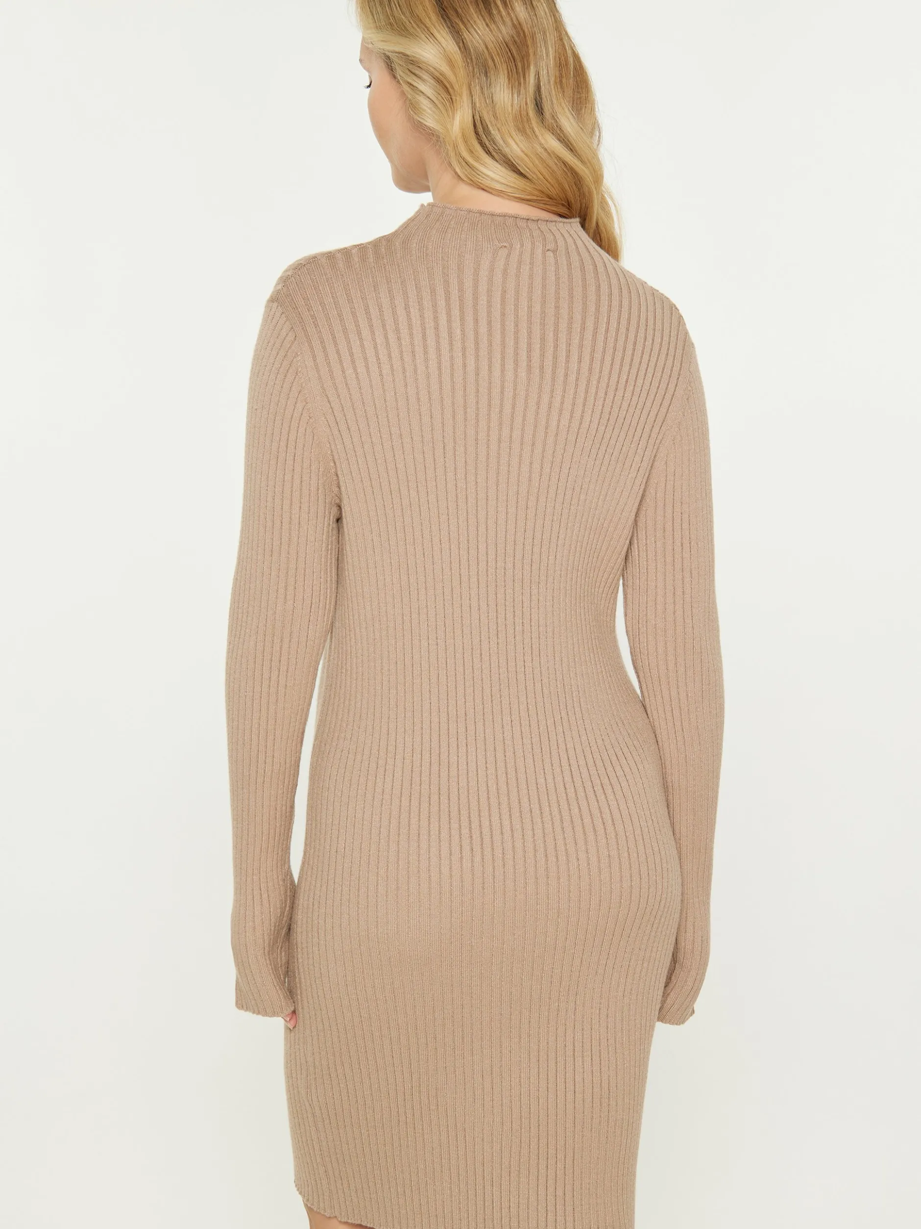 Usha Damen Kleid in beige - Länge: mittel