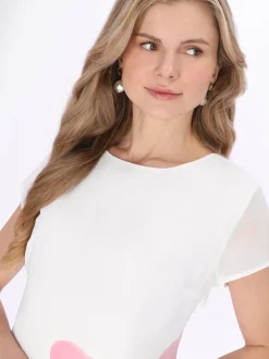 Usha Damen Kleid in ecru - Ausschnitt: Rundhals