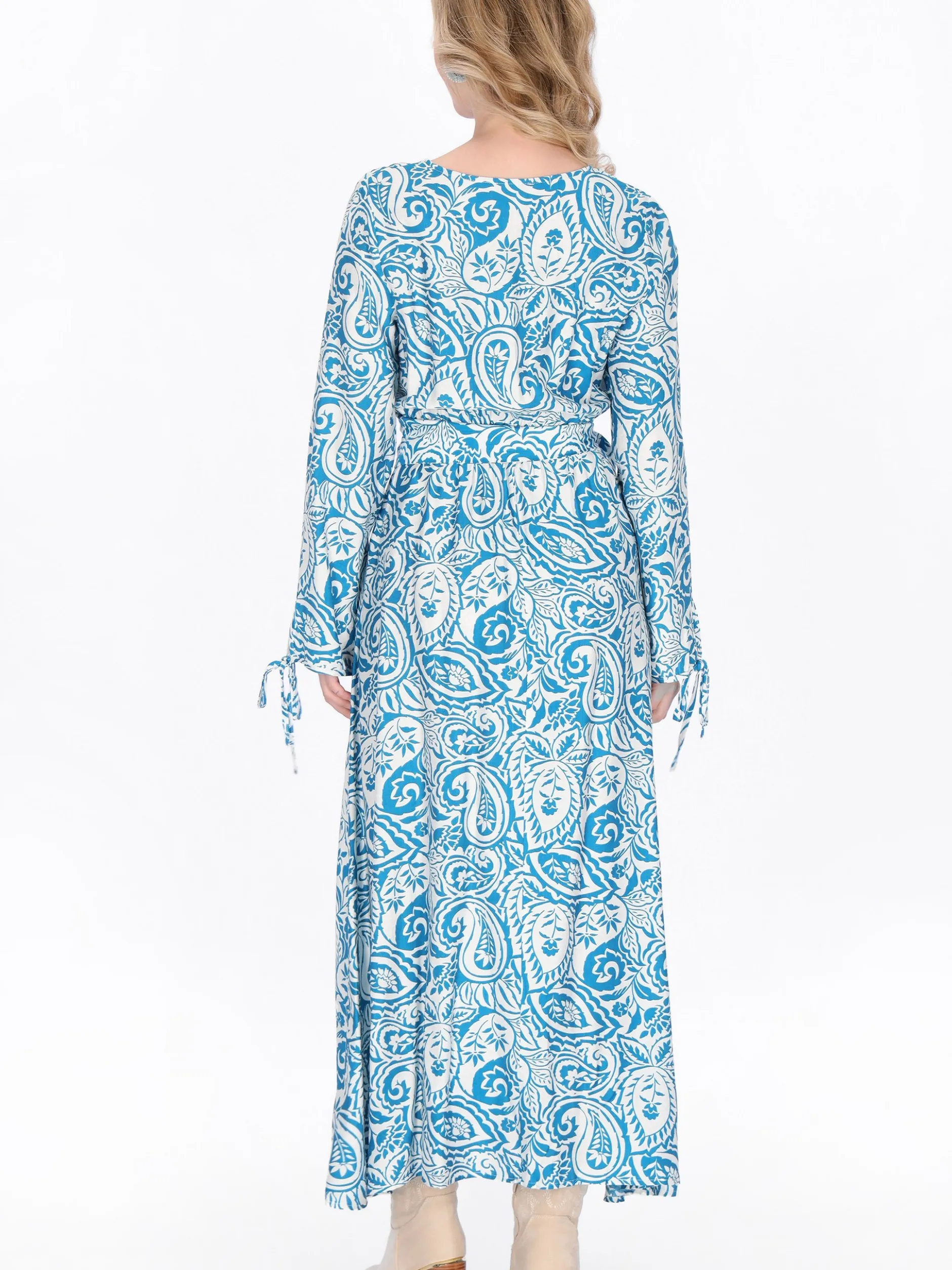 Usha Damen Kleid in hellblau - Länge: mittel