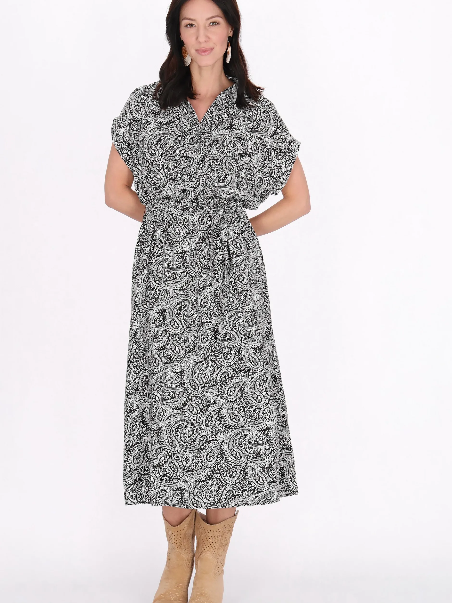 Usha Damen Kleid in schwarz - Länge: mittel