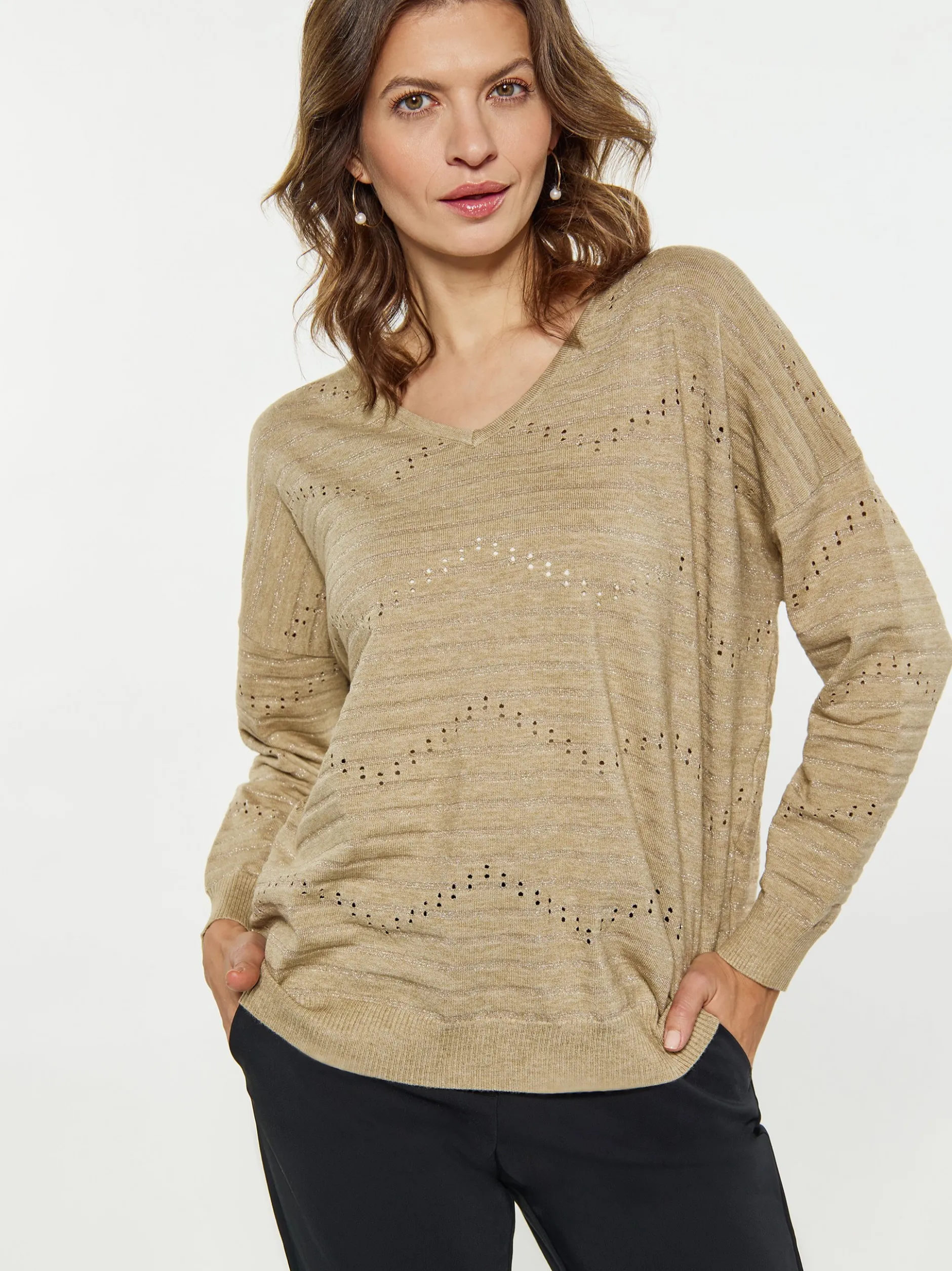 Usha Damen Pullover in beige - Ausschnitt: V-Ausschnitt