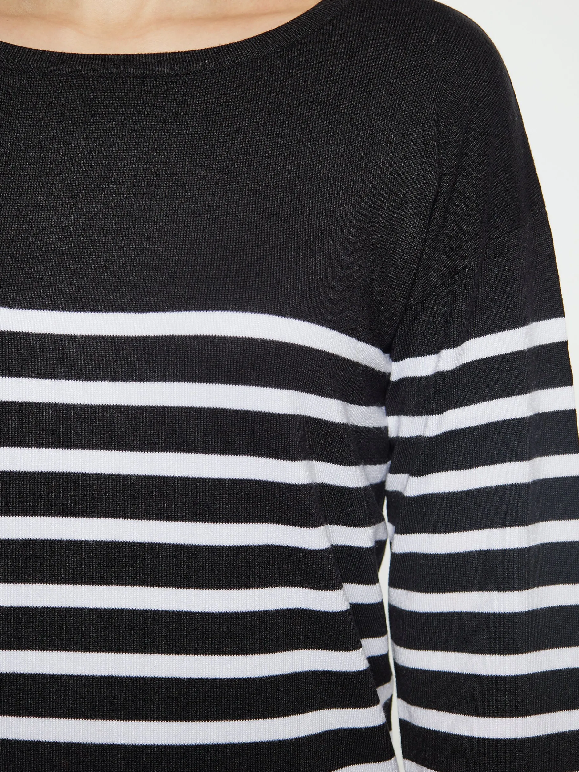 Usha Damen Pullover in schwarz - Ausschnitt: Rundhals