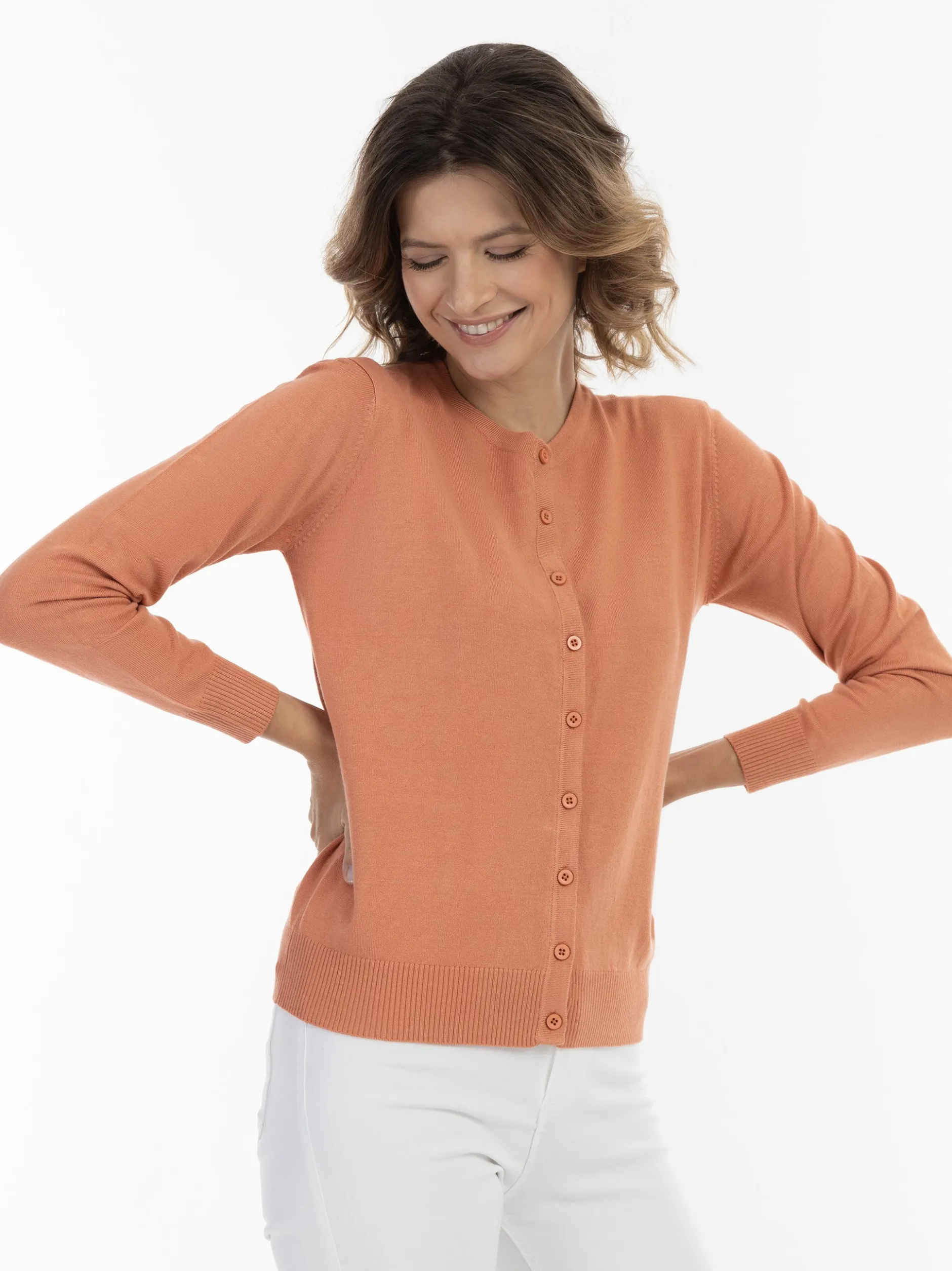 Usha Damen Strickjacke in koralle - Ausschnitt: Rundhals