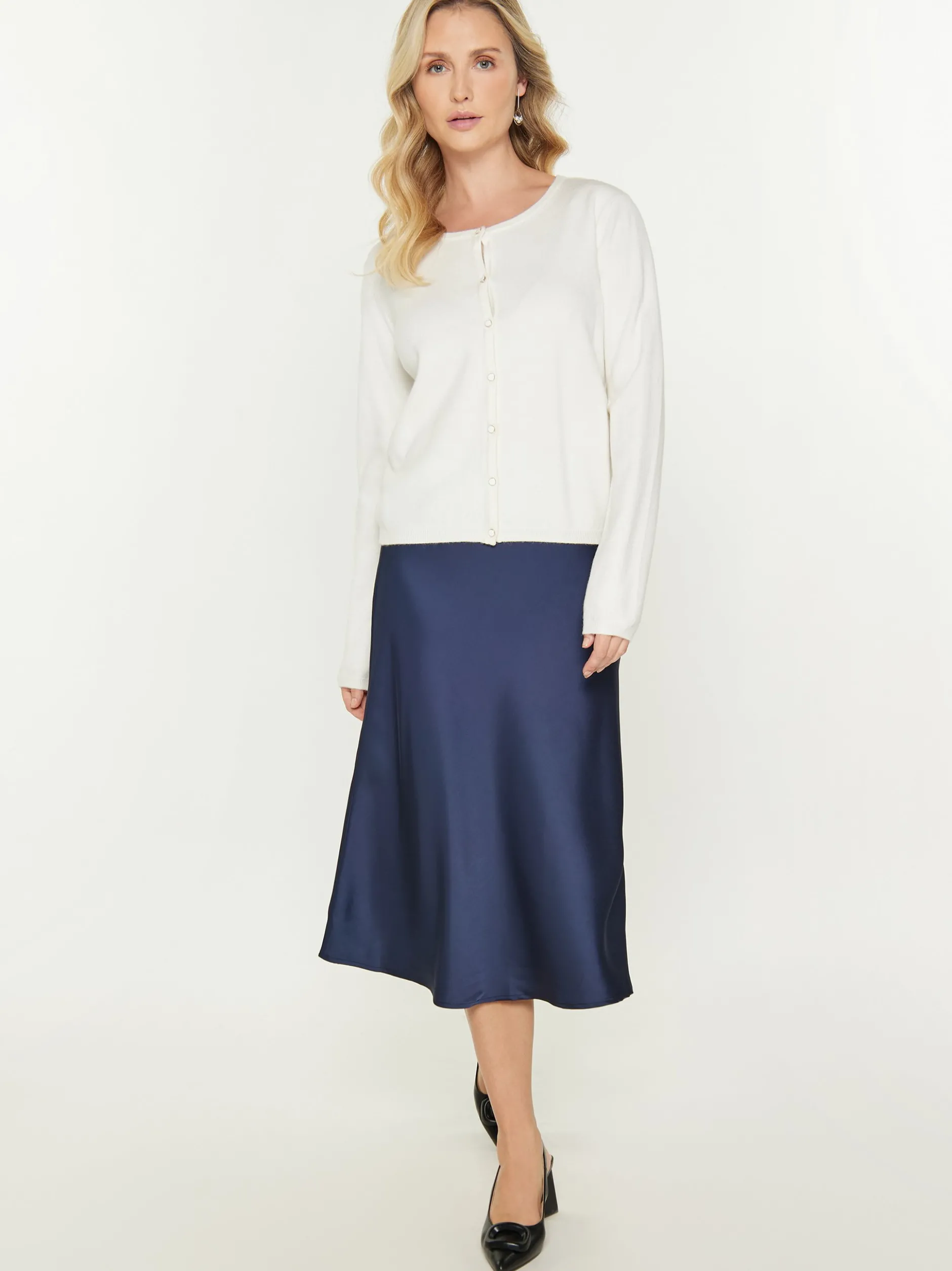 Usha Damen Strickjacke in weiß - Ausschnitt: Rundhals