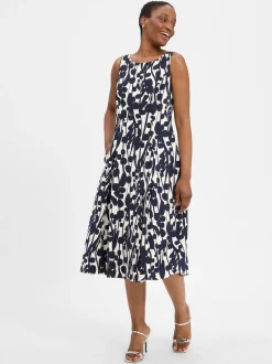 Vera Mont Damen Kleid in marine ecru - Ärmel: ohne Arm