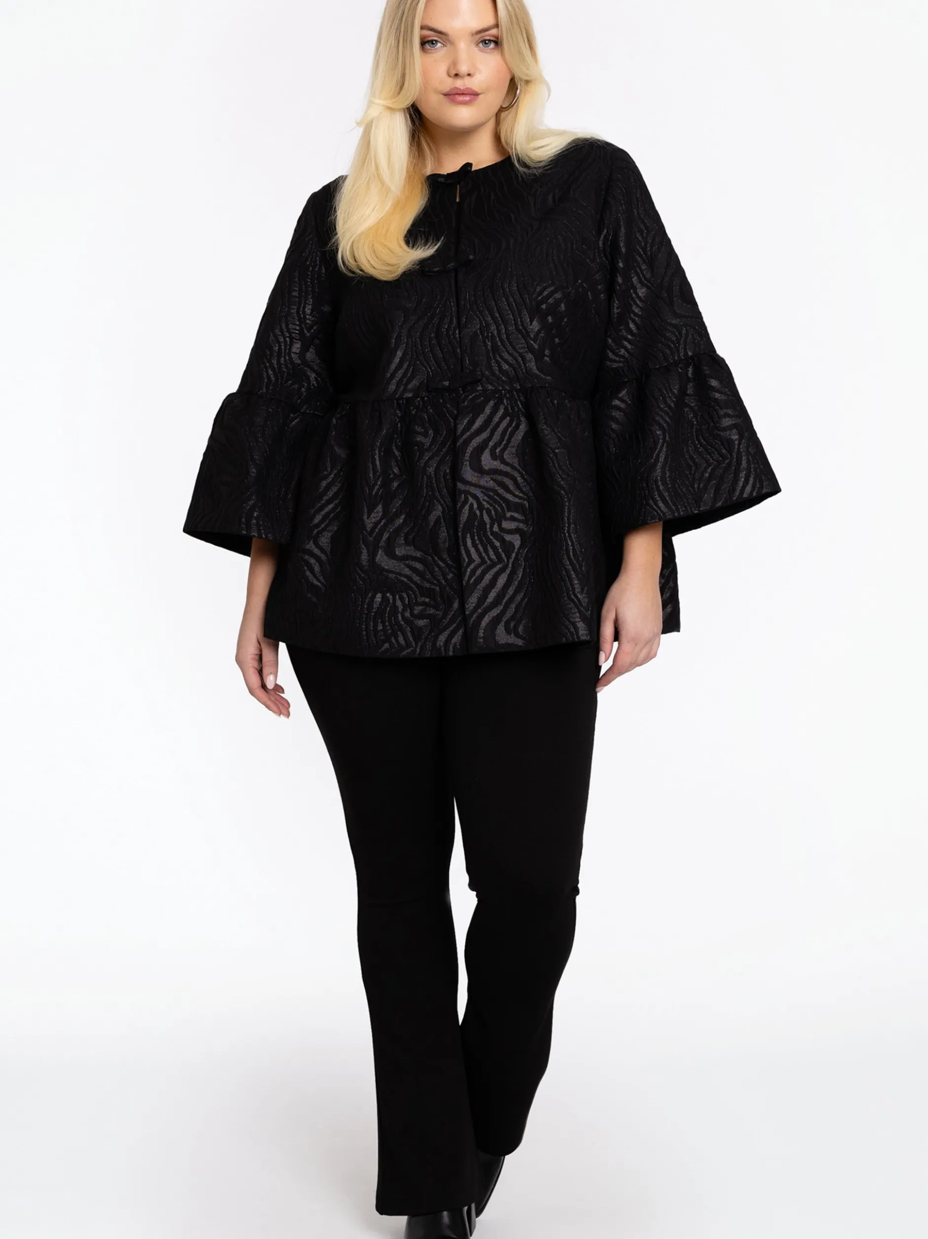 YOEK Damen Blazer in schwarz