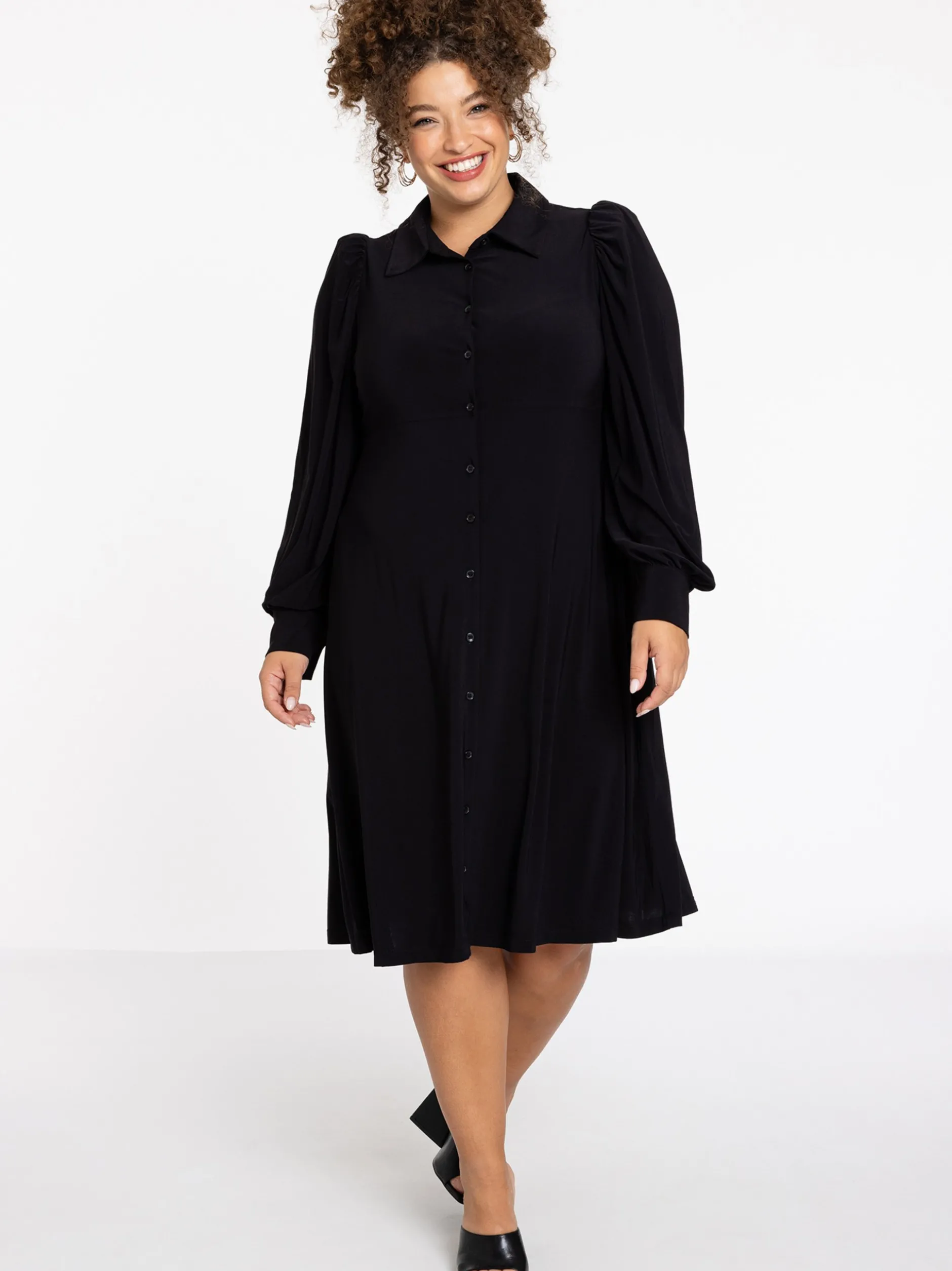 YOEK Damen Kleid in schwarz