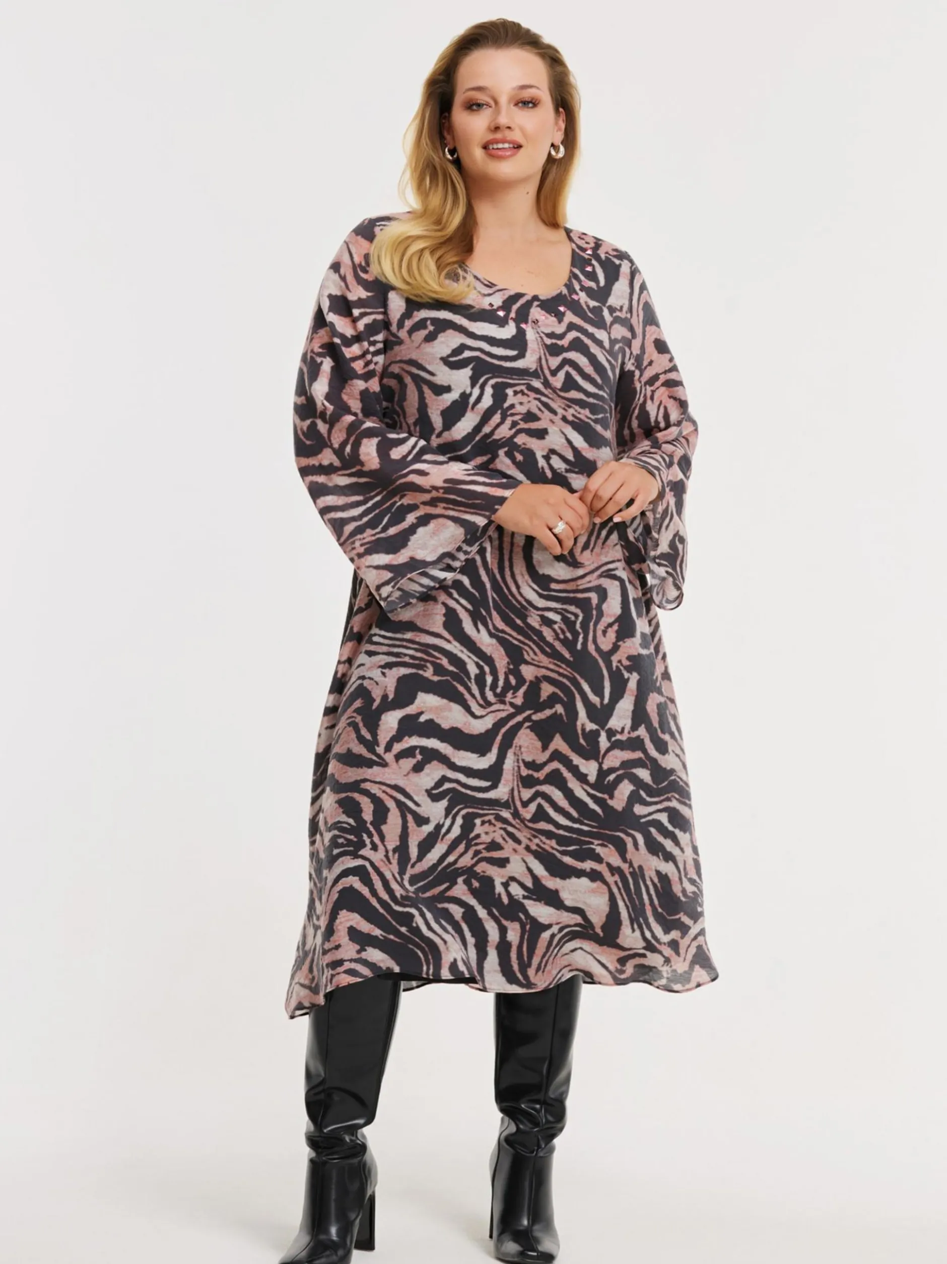 YOEK Damen Kleid in schwarz
